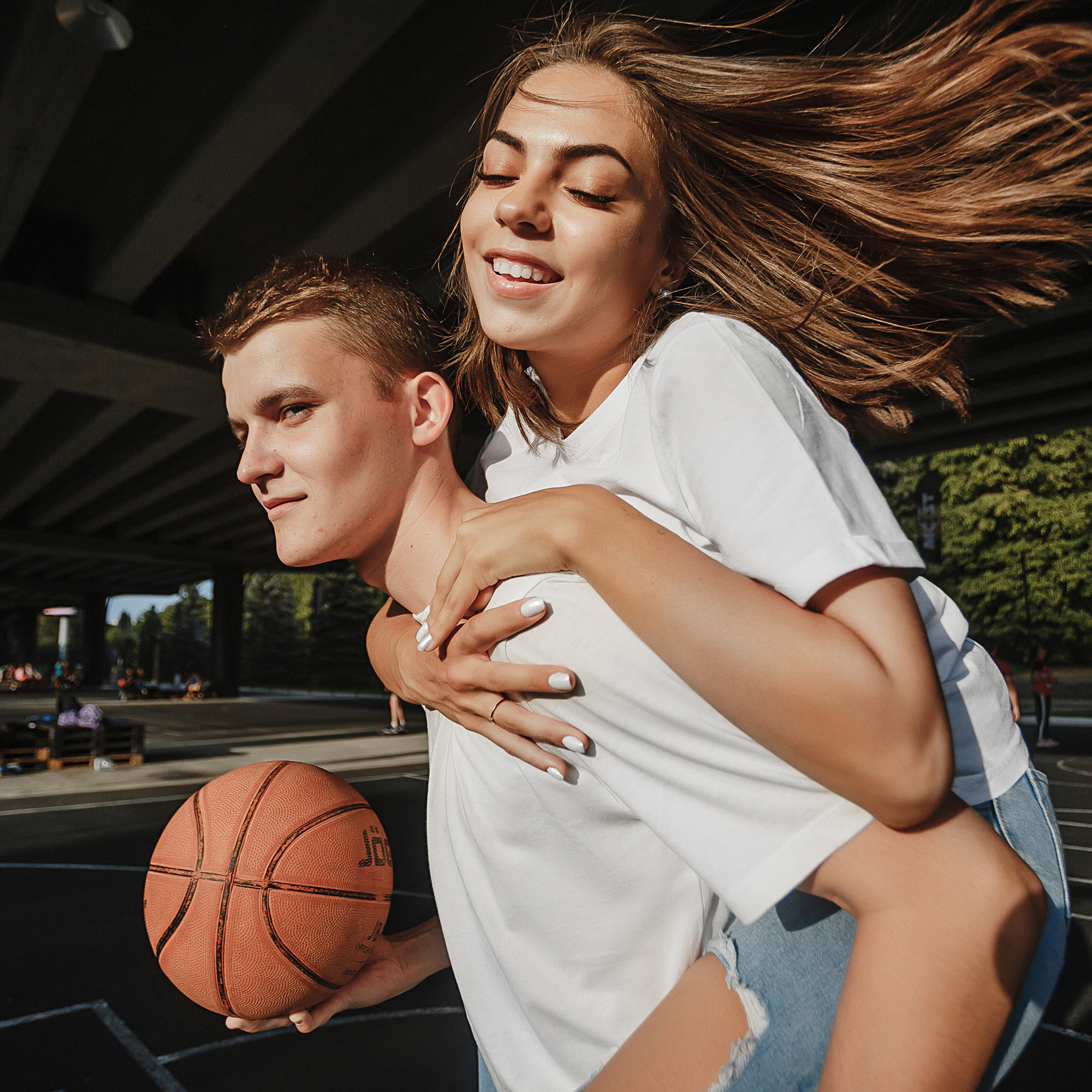 Полина и Саша