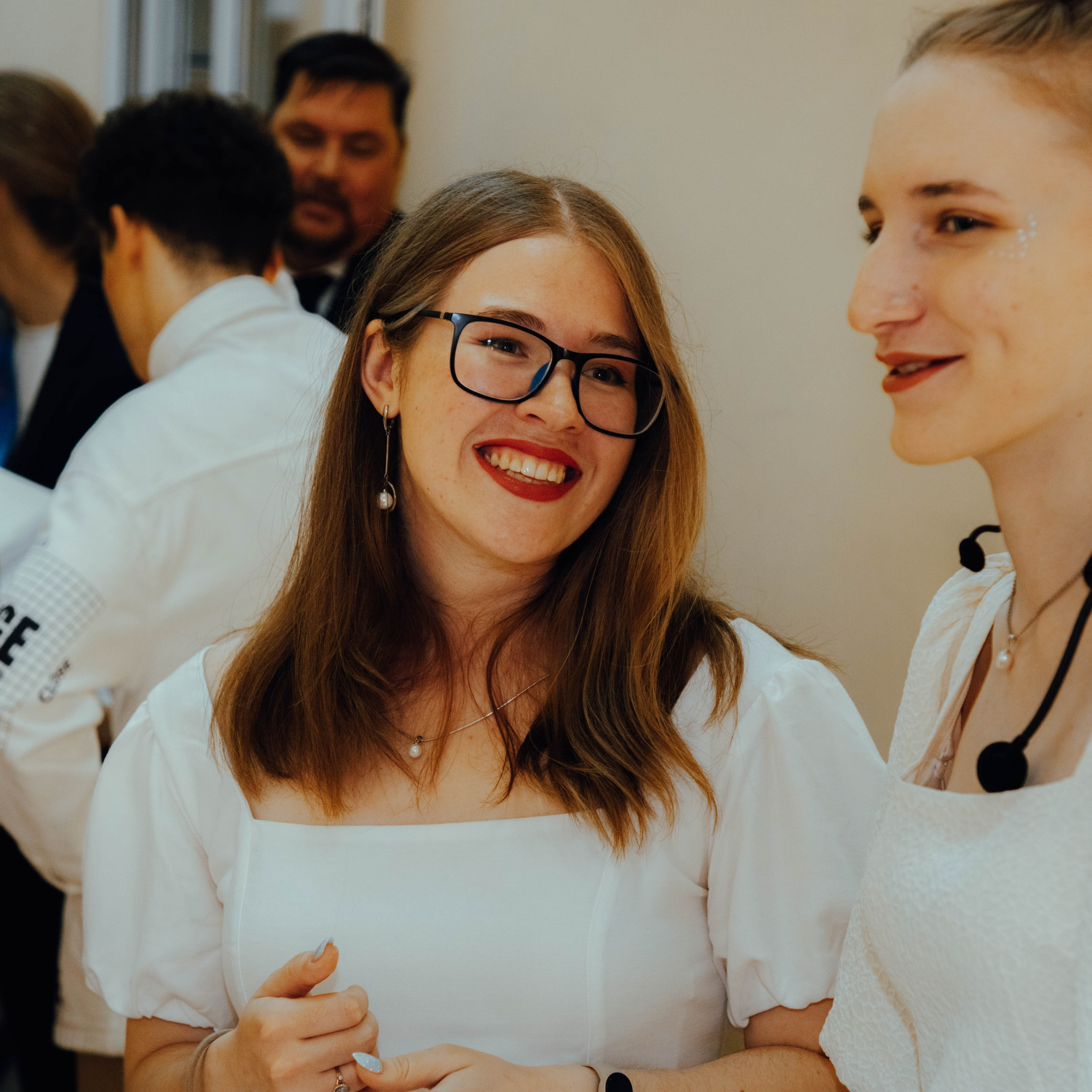 Вручение аттестатов