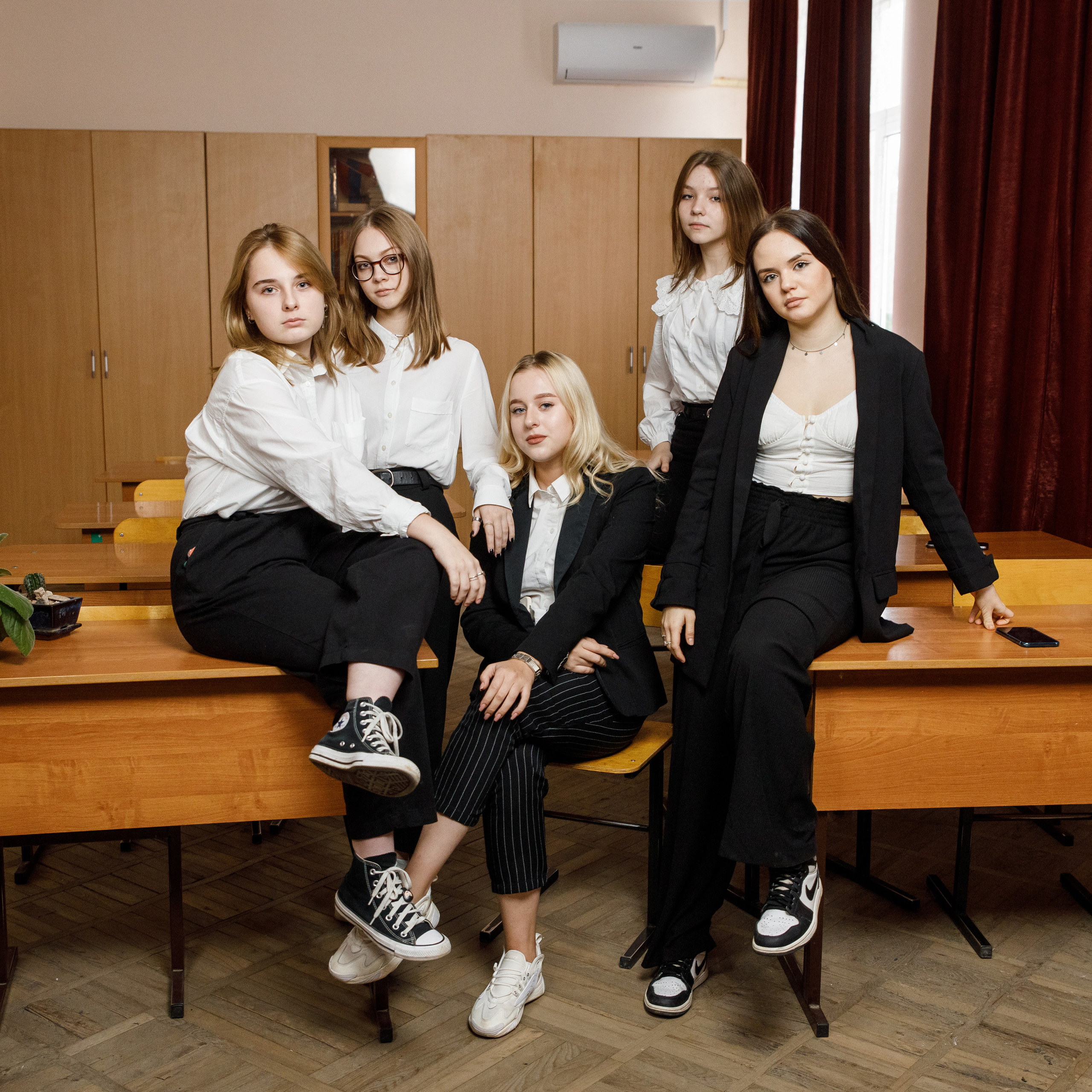 Выпускные альбомы. Фотограф Андрей Баксов