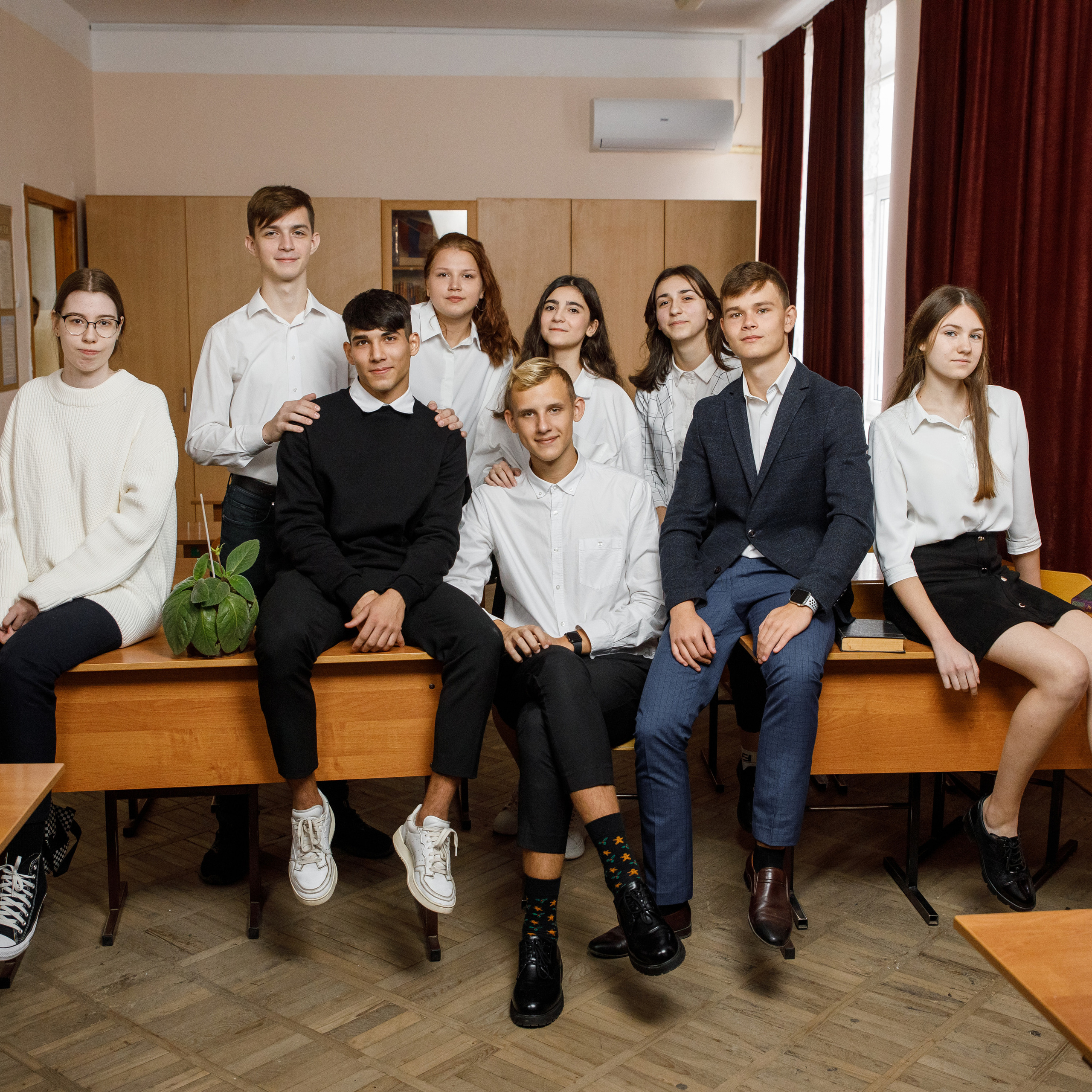 Выпускные альбомы. Фотограф Андрей Баксов