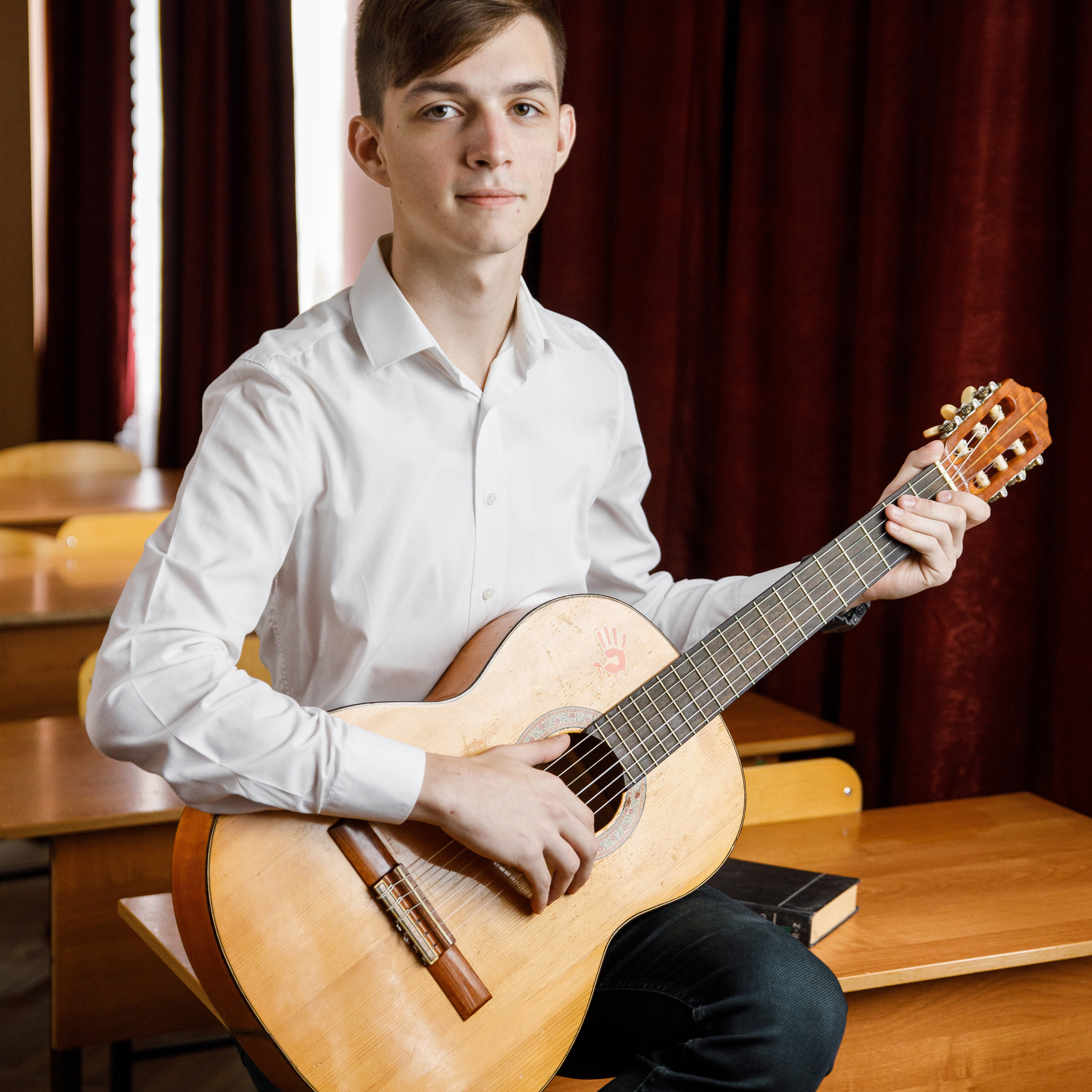 Выпускные альбомы. Фотограф Андрей Баксов