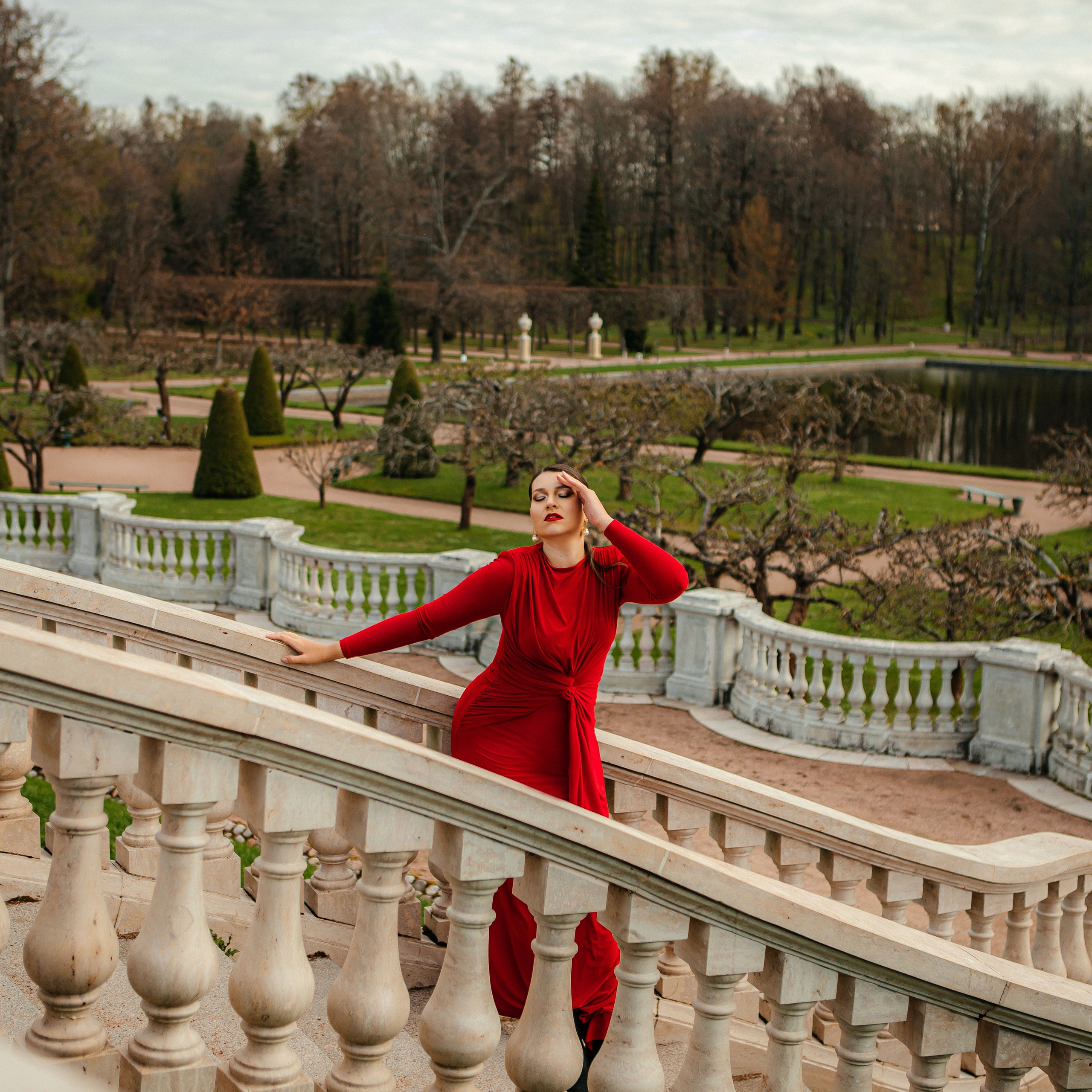 Алена — Петергоф