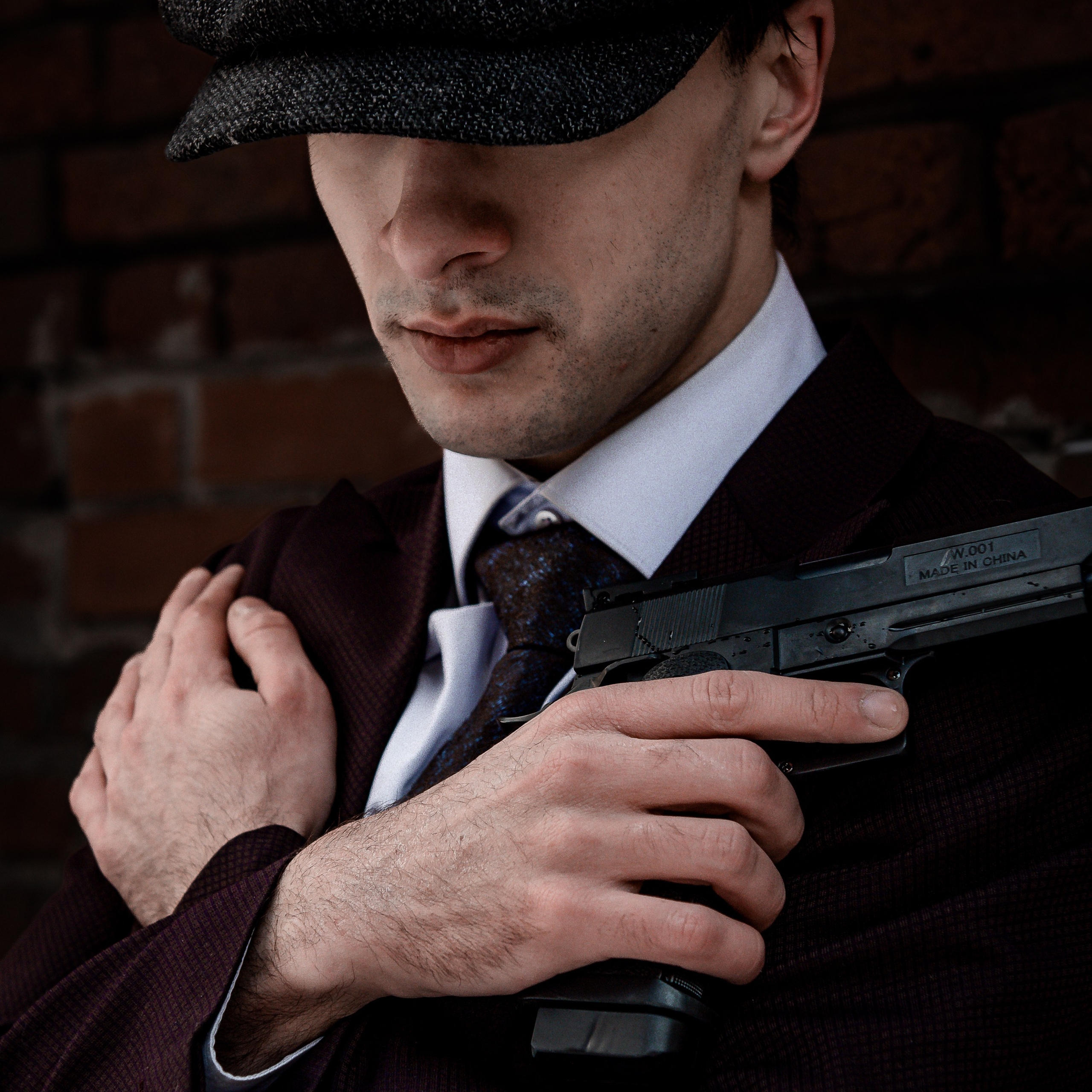 Острые козырьки