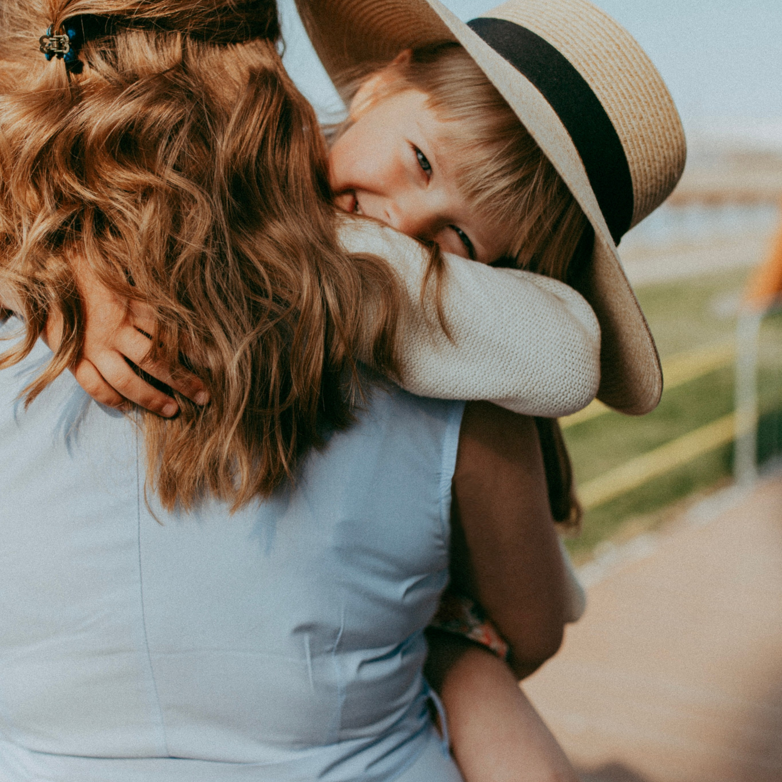 Наташа и Стеша. Севкабель