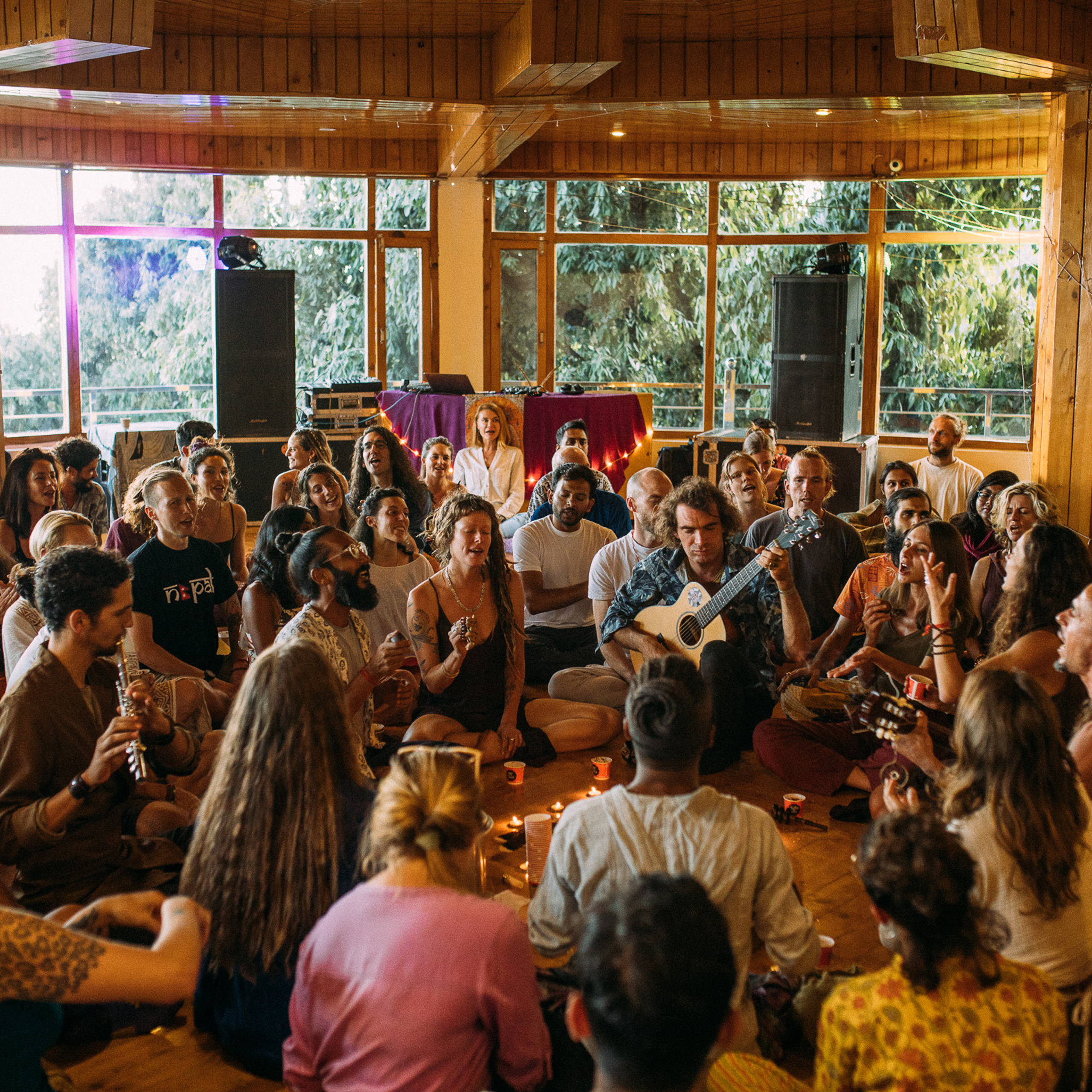 Вечер новой Луны в Дхарамсале, Индия