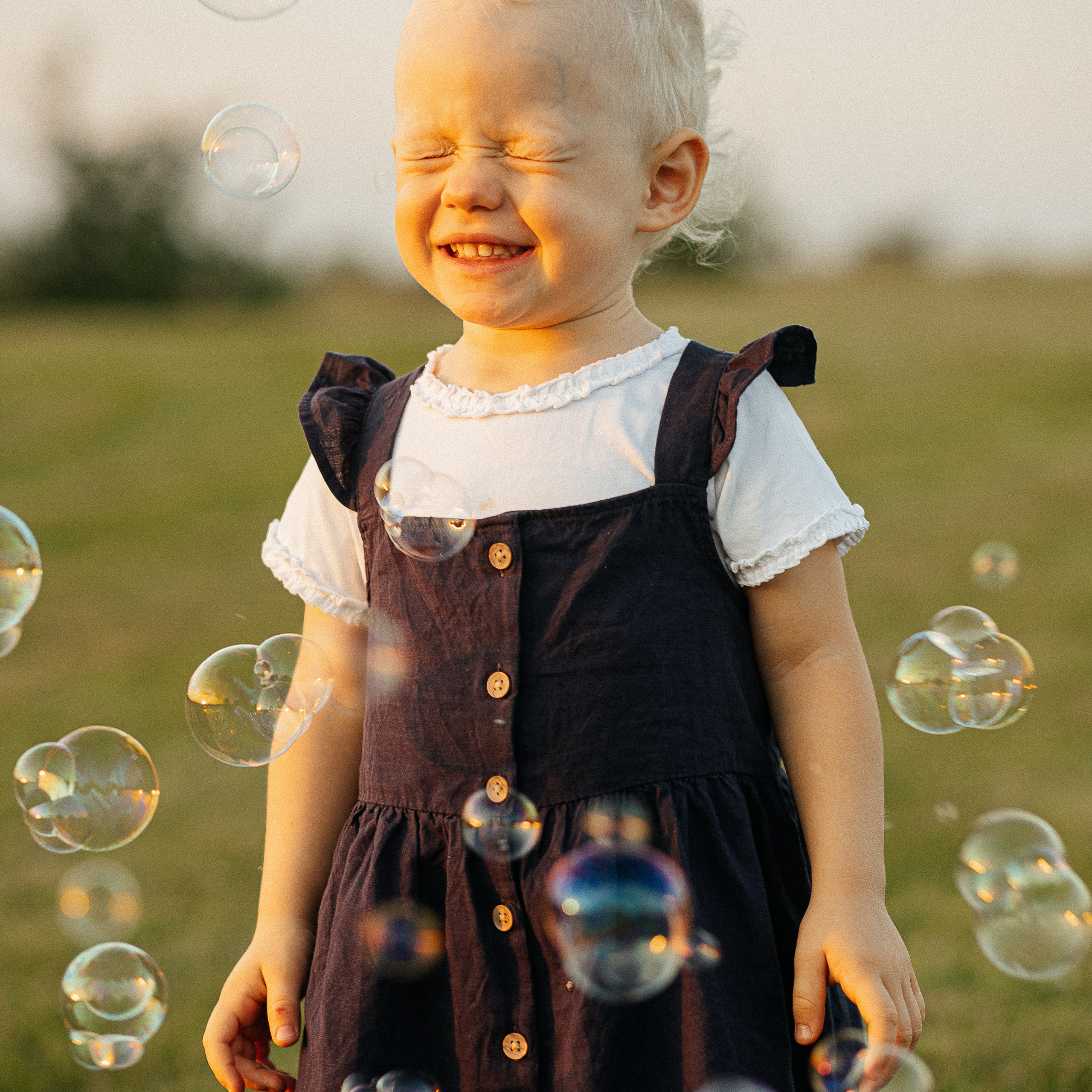 Ангелина и Мила