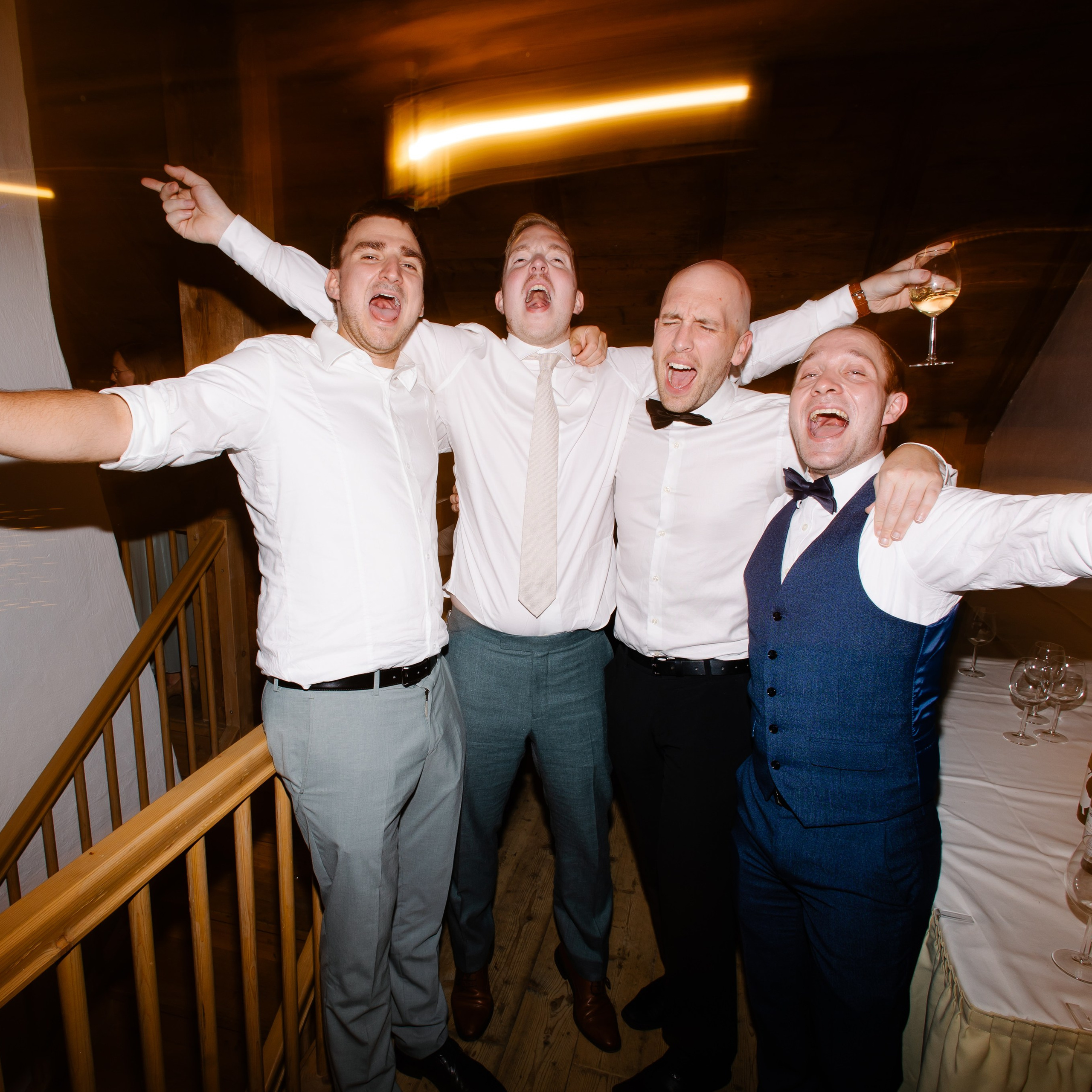 Hochzeitsfotograf München, Ismaning, Unterföhring – Kirchliche Trauung. Fotografin in München Dasha Antipina