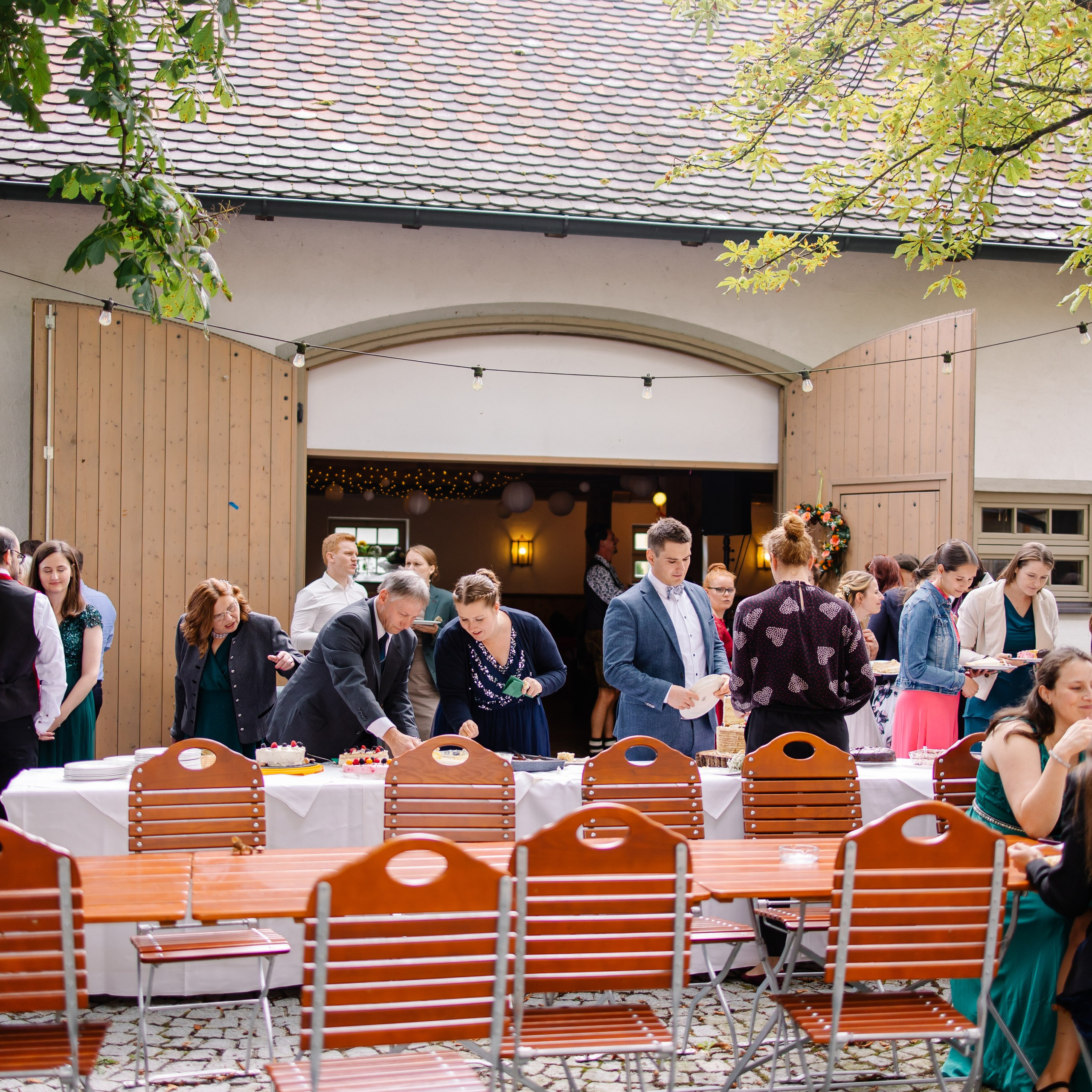 Hochzeitsfotograf München, Ismaning, Unterföhring – Kirchliche Trauung. Fotografin in München Dasha Antipina