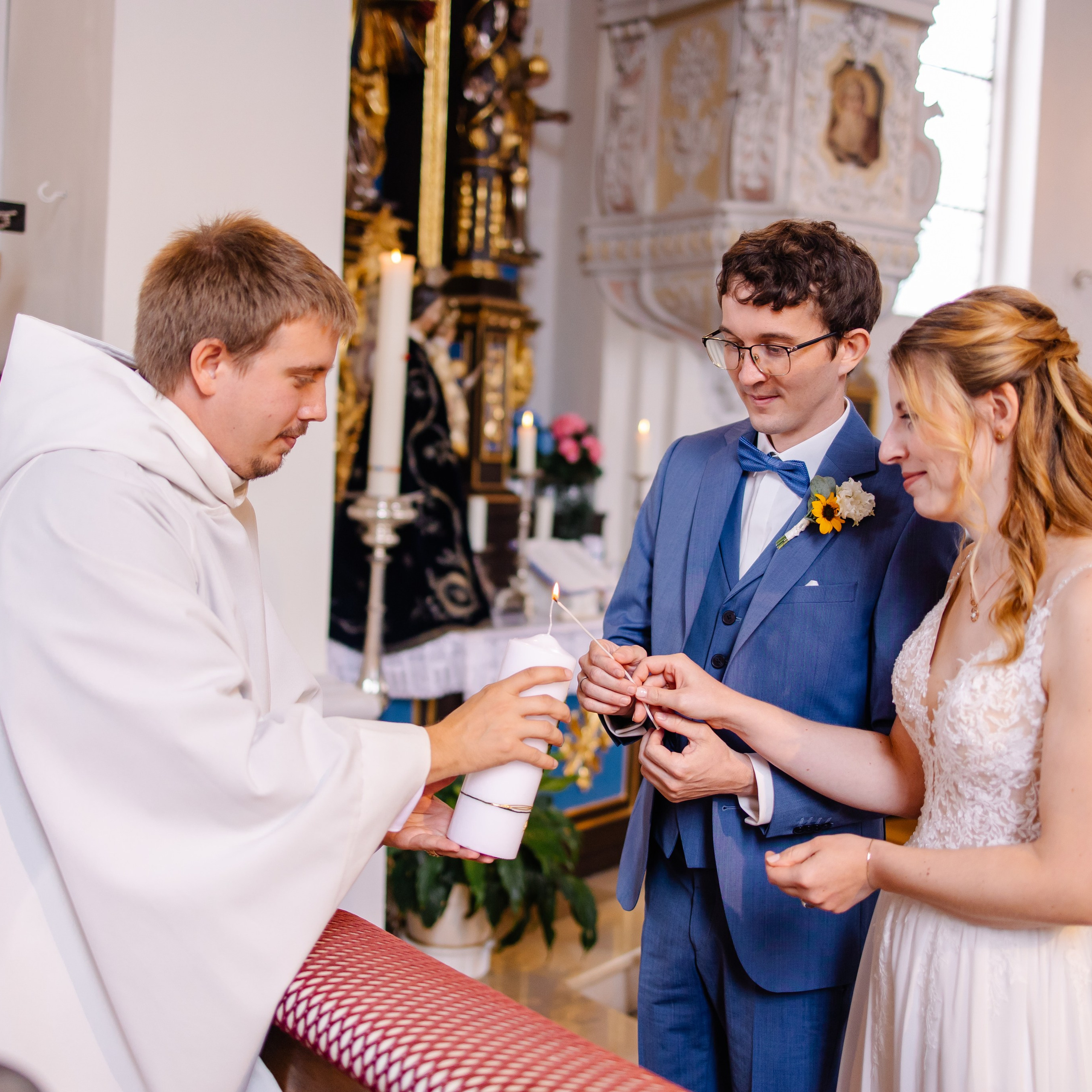 Hochzeitsfotograf München, Ismaning, Unterföhring – Kirchliche Trauung. Fotografin in München Dasha Antipina