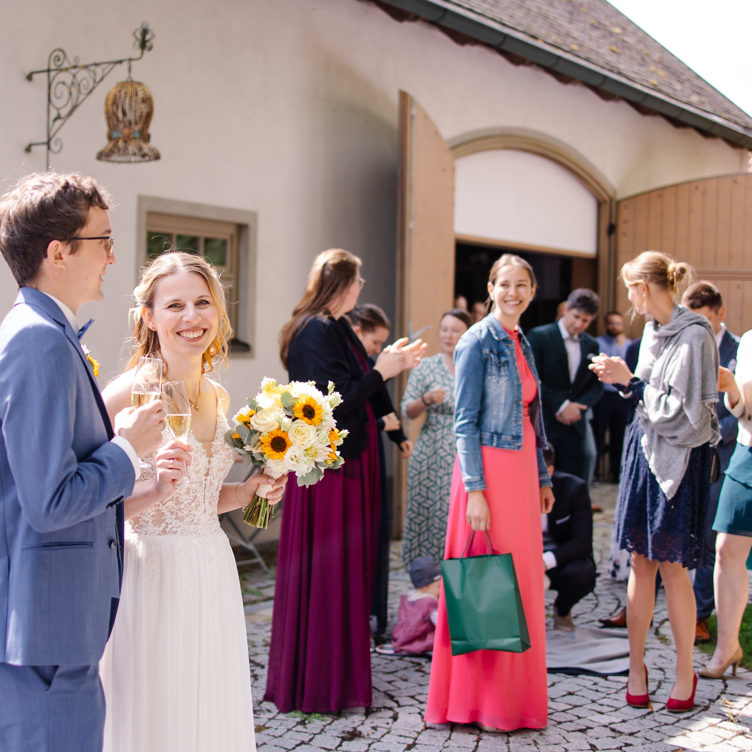 Hochzeitsfotograf München, Ismaning, Unterföhring – Kirchliche Trauung. Fotografin in München Dasha Antipina