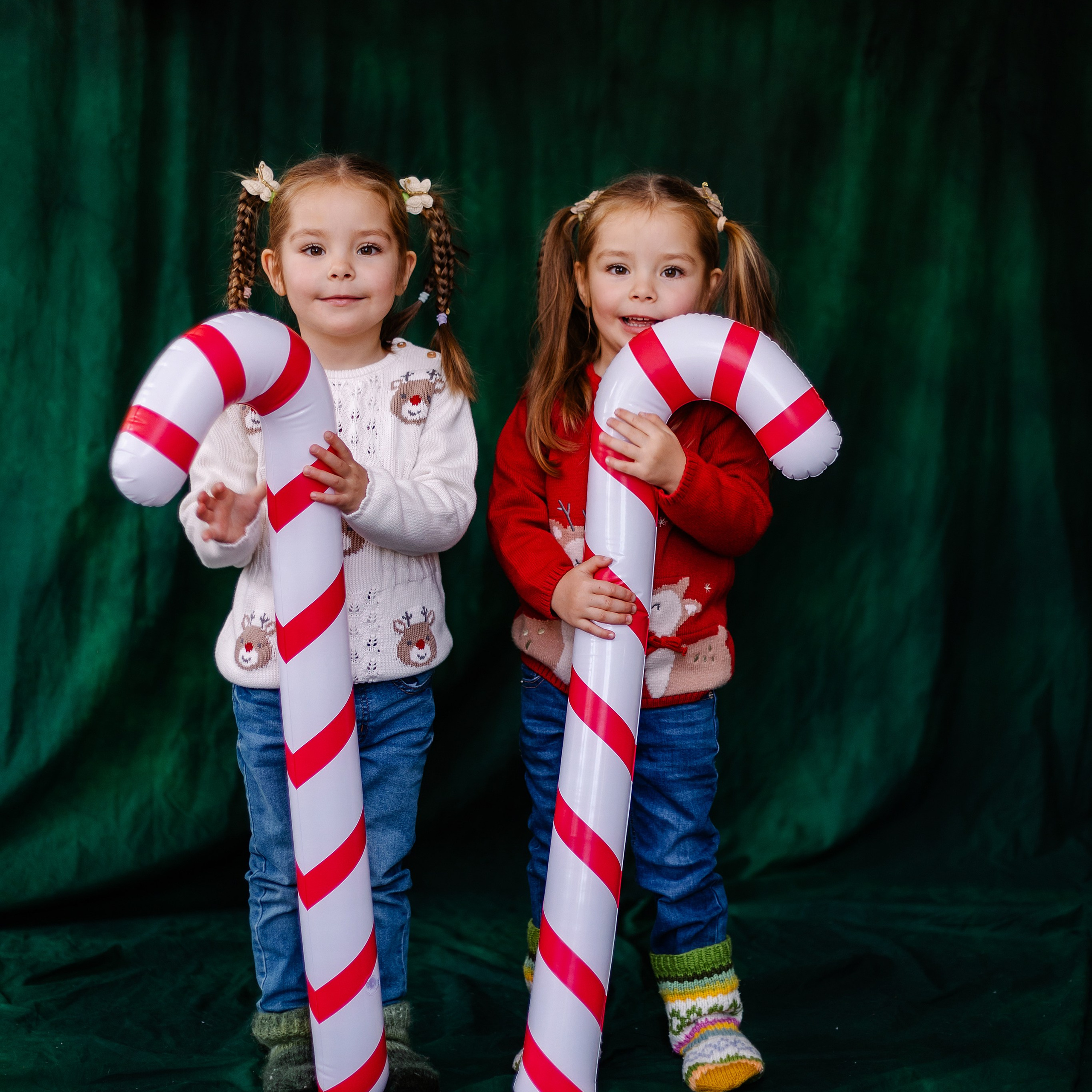 Weihnachtsminis 2024. Eine schöne Familie. Fotografin in München Dasha Antipina