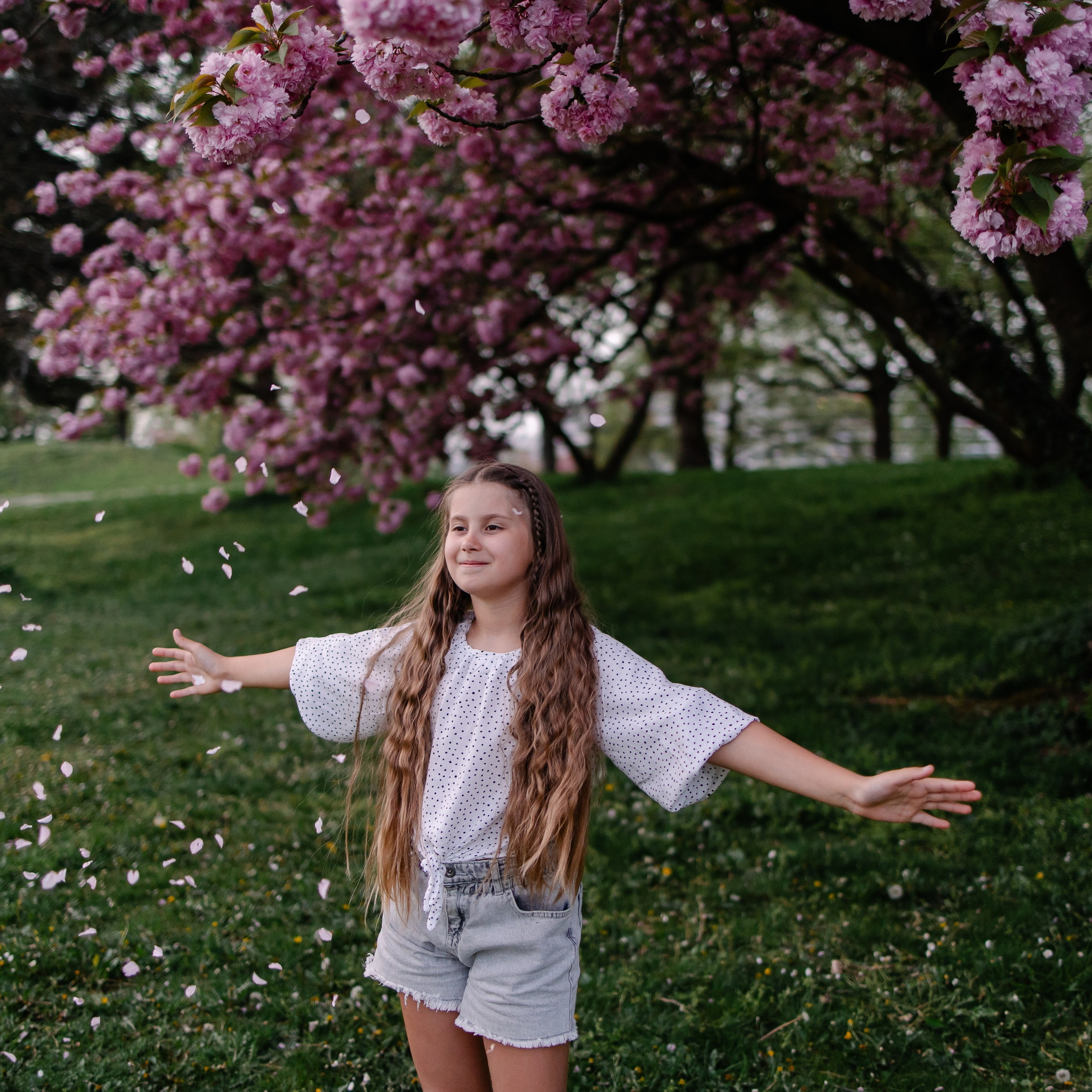 Семейная фотосессия в Мюнхене. Фотосессия в сакуре. Семейный фотограф в Мюнхене Даша Антипина