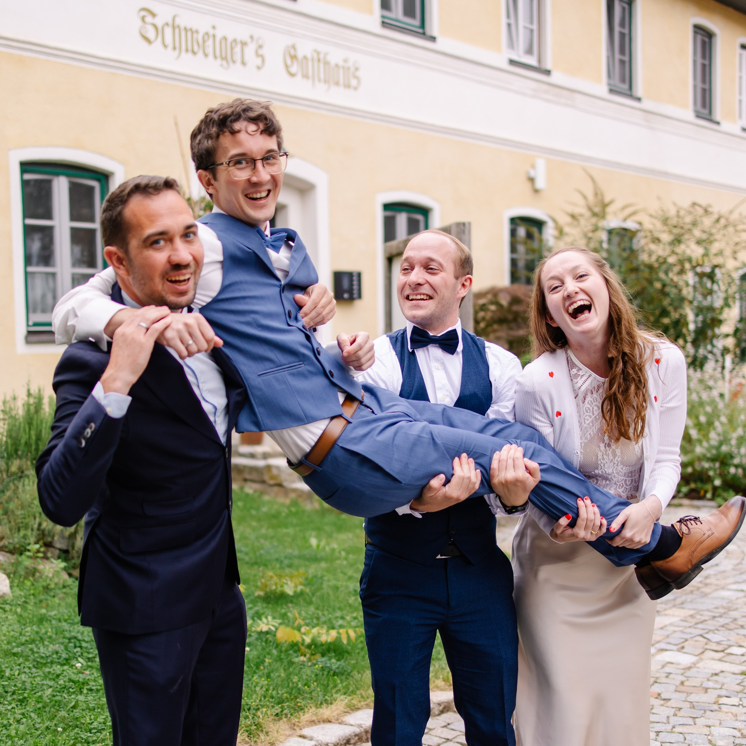 Hochzeitsfotograf München, Ismaning, Unterföhring – Kirchliche Trauung. Fotografin in München Dasha Antipina