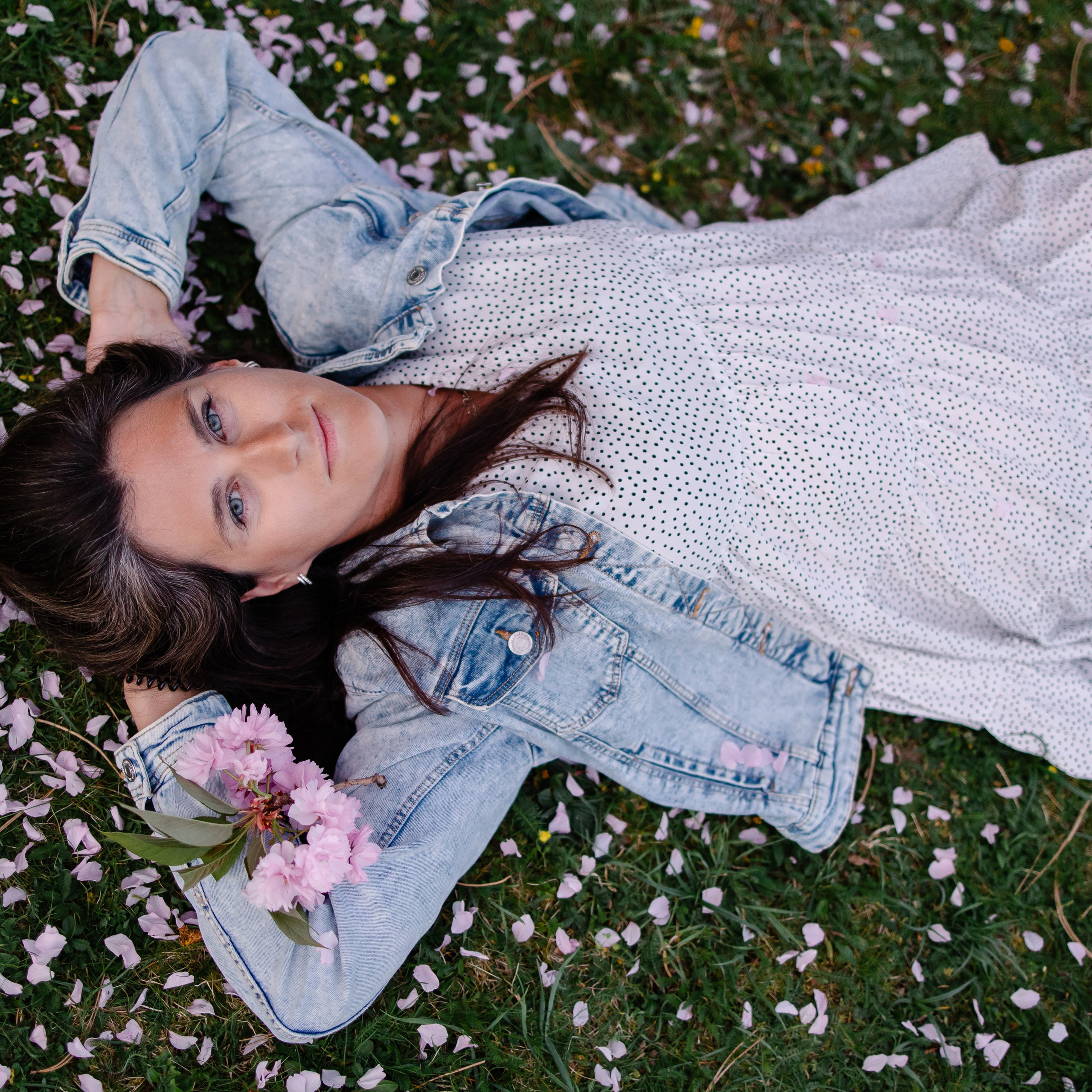 Семейная фотосессия в Мюнхене. Фотосессия в сакуре. Семейный фотограф в Мюнхене Даша Антипина