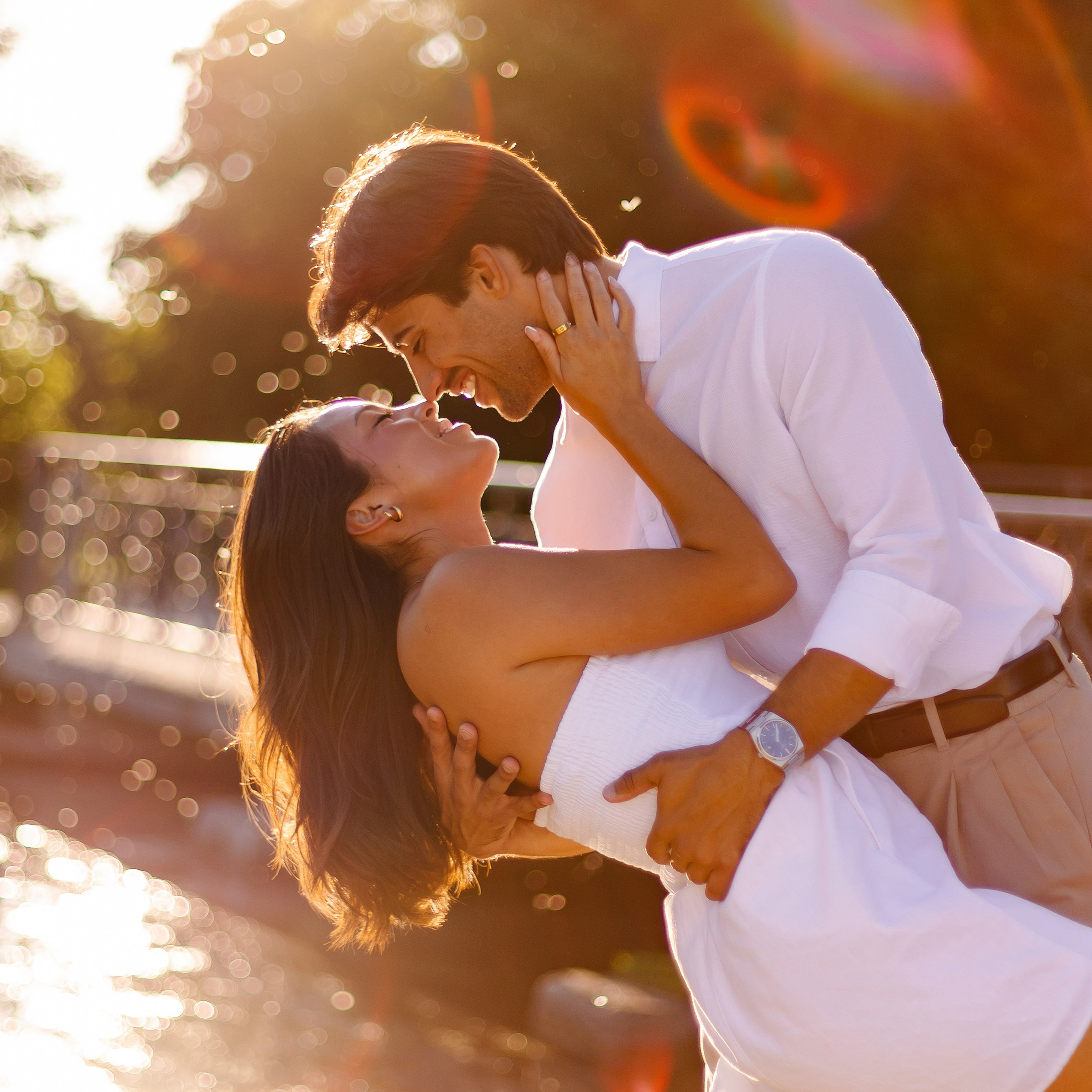Verlobungsfotoshooting in München – romantische Paarfotos am Schloss Nymphenburg. Fotografin in München Dasha Antipina
