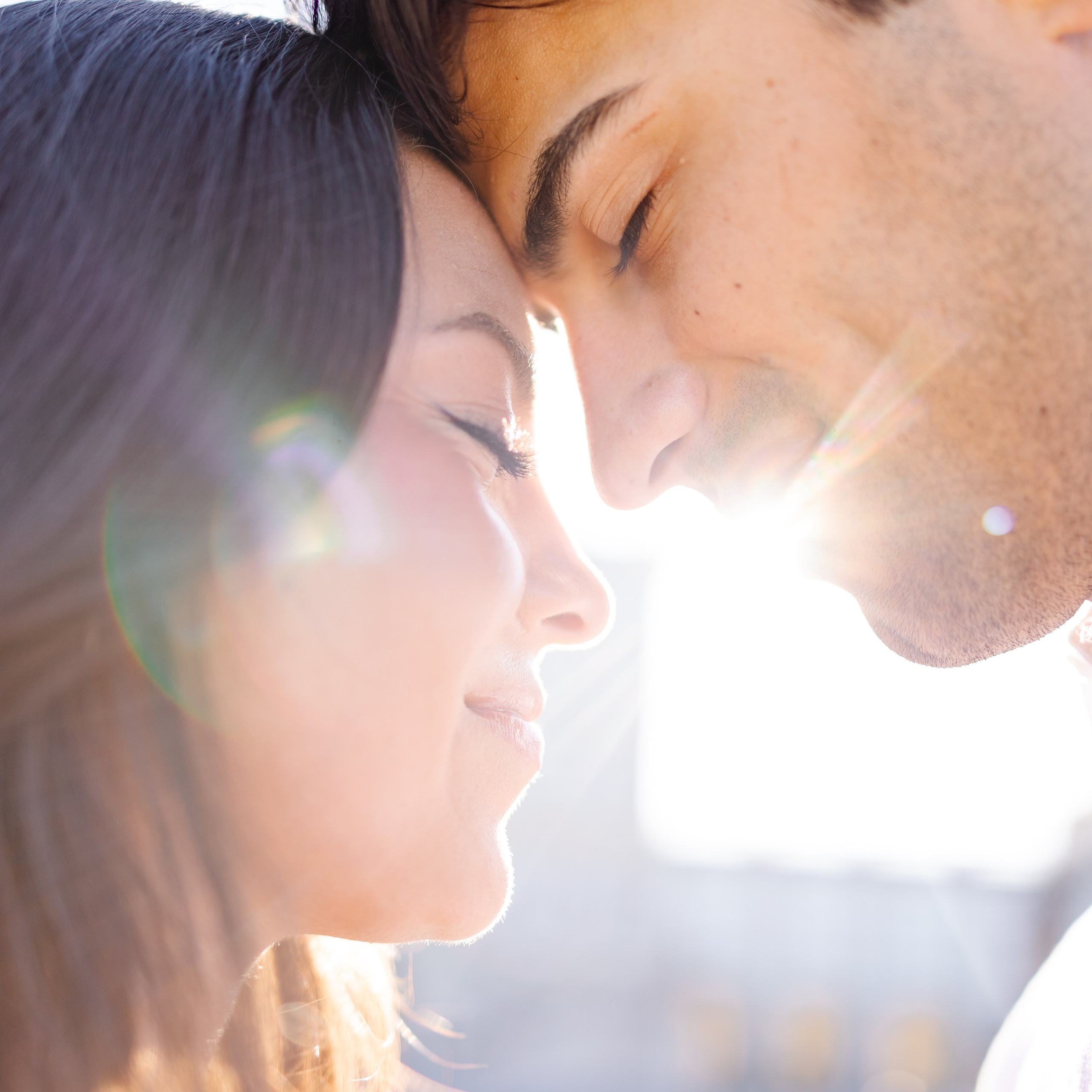 Verlobungsfotoshooting in München – romantische Paarfotos am Schloss Nymphenburg. Fotografin in München Dasha Antipina