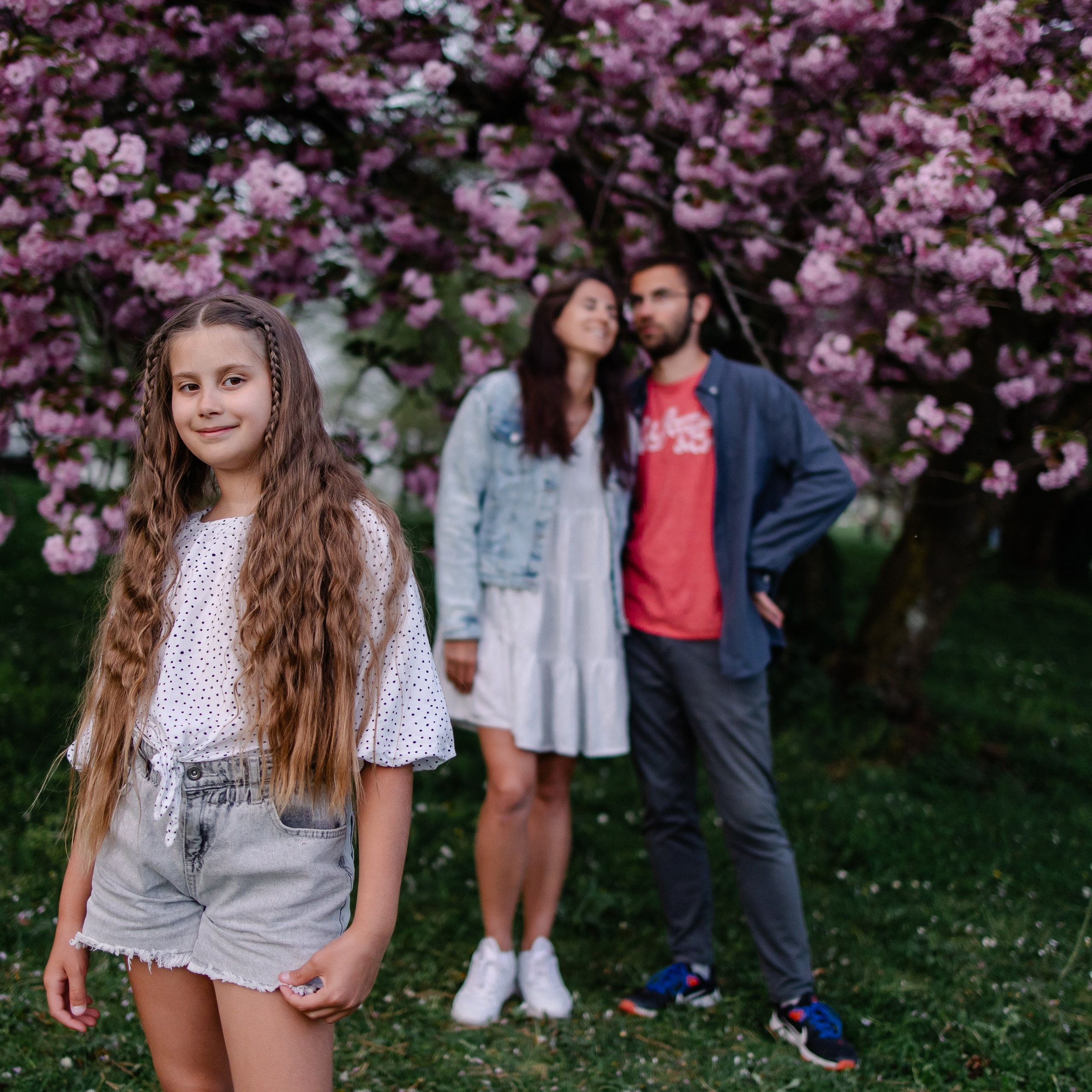 Семейная фотосессия в Мюнхене. Фотосессия в сакуре. Семейный фотограф в Мюнхене Даша Антипина
