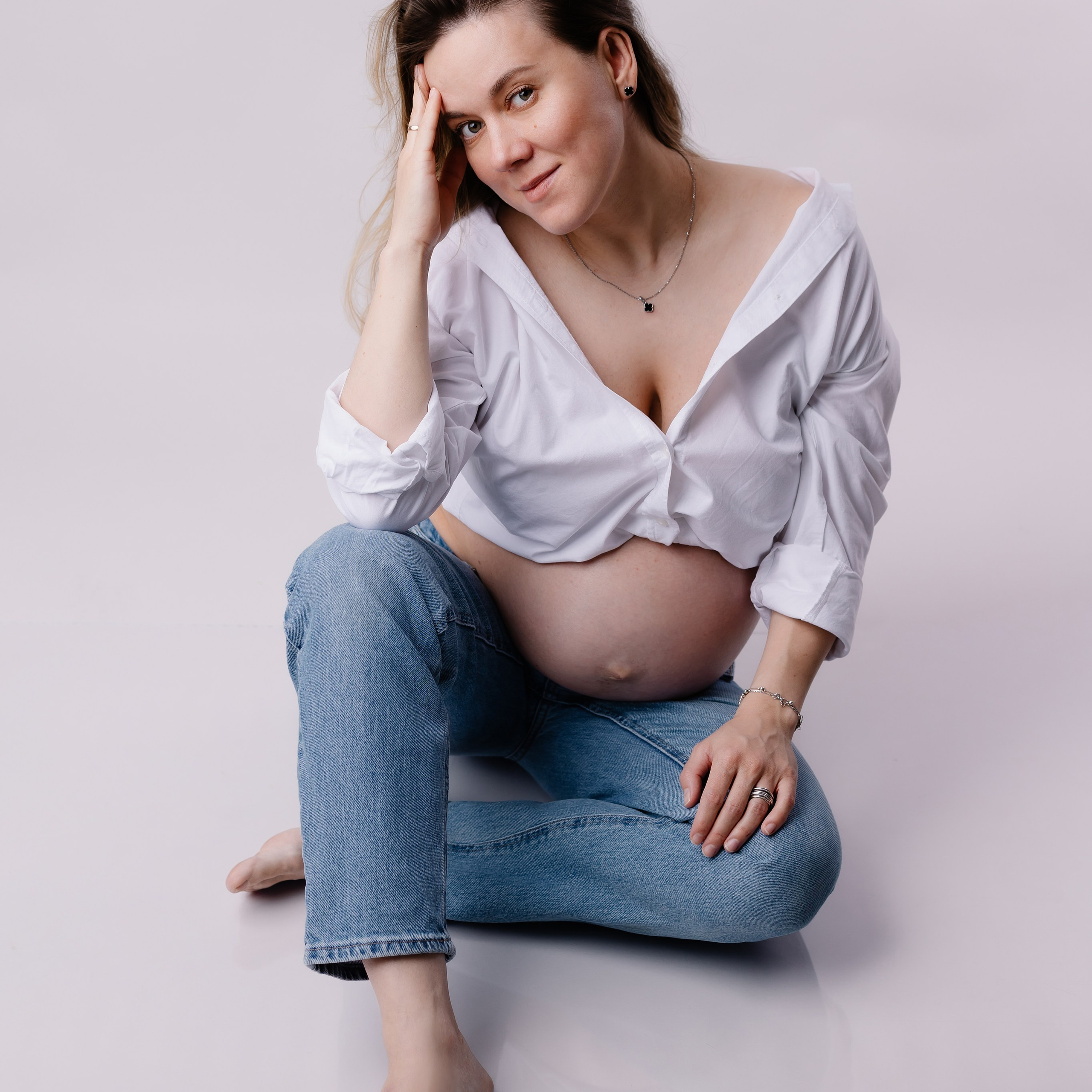 Schwangerschaft Fotoshooting. Fotografin in München Dasha Antipina