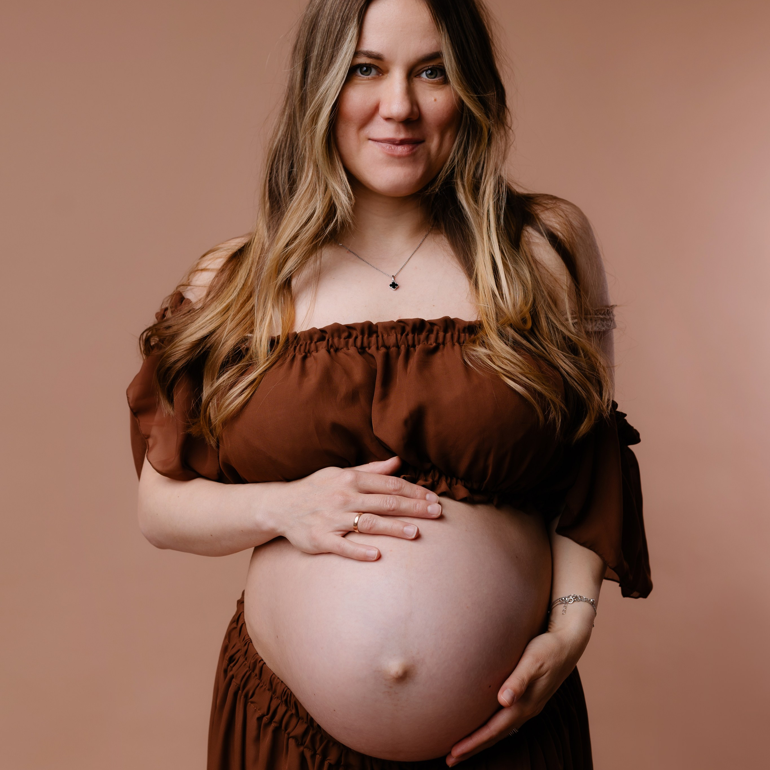 Kleiderauswahl. Fotografin in München Dasha Antipina