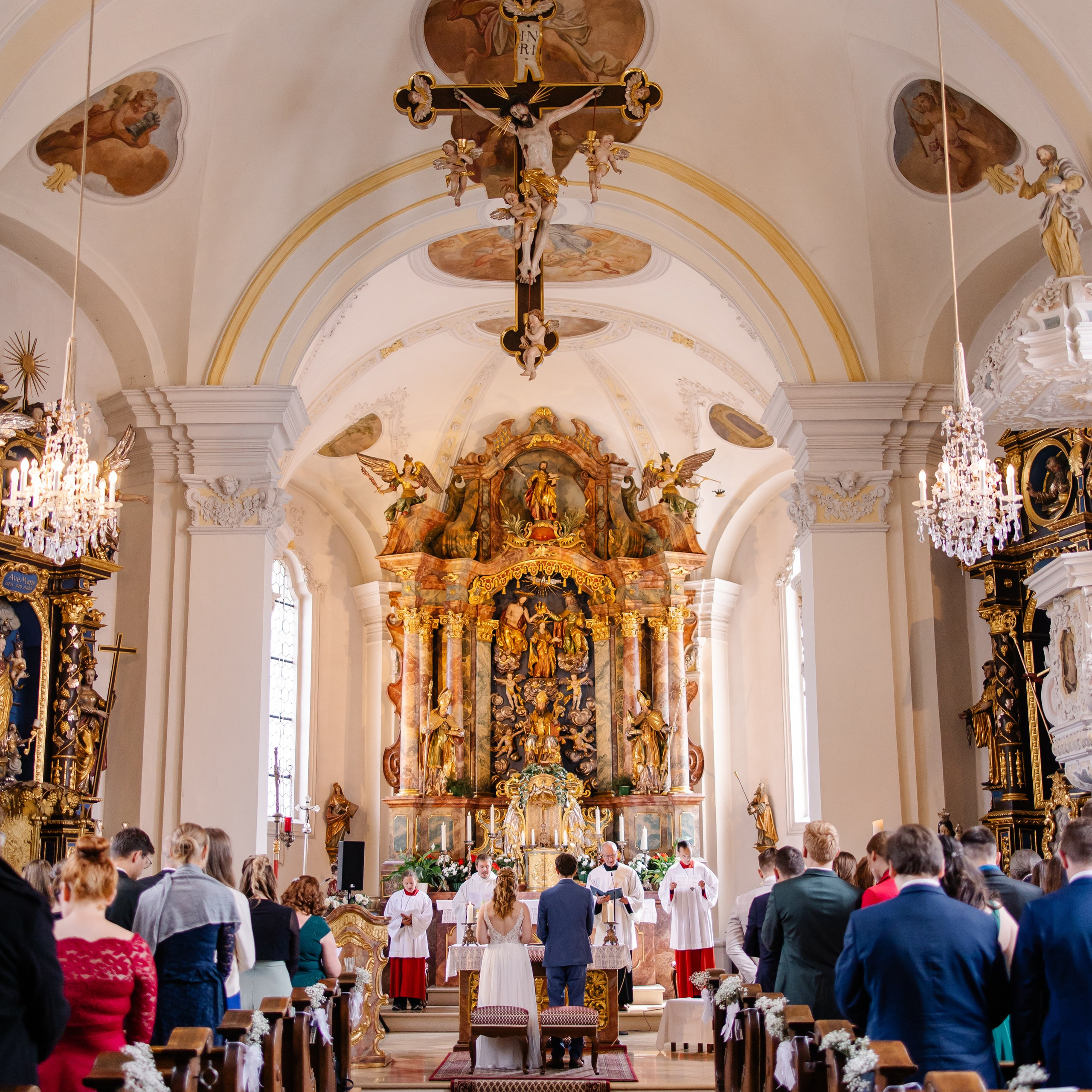 Hochzeitsfotograf München, Ismaning, Unterföhring – Kirchliche Trauung. Fotografin in München Dasha Antipina