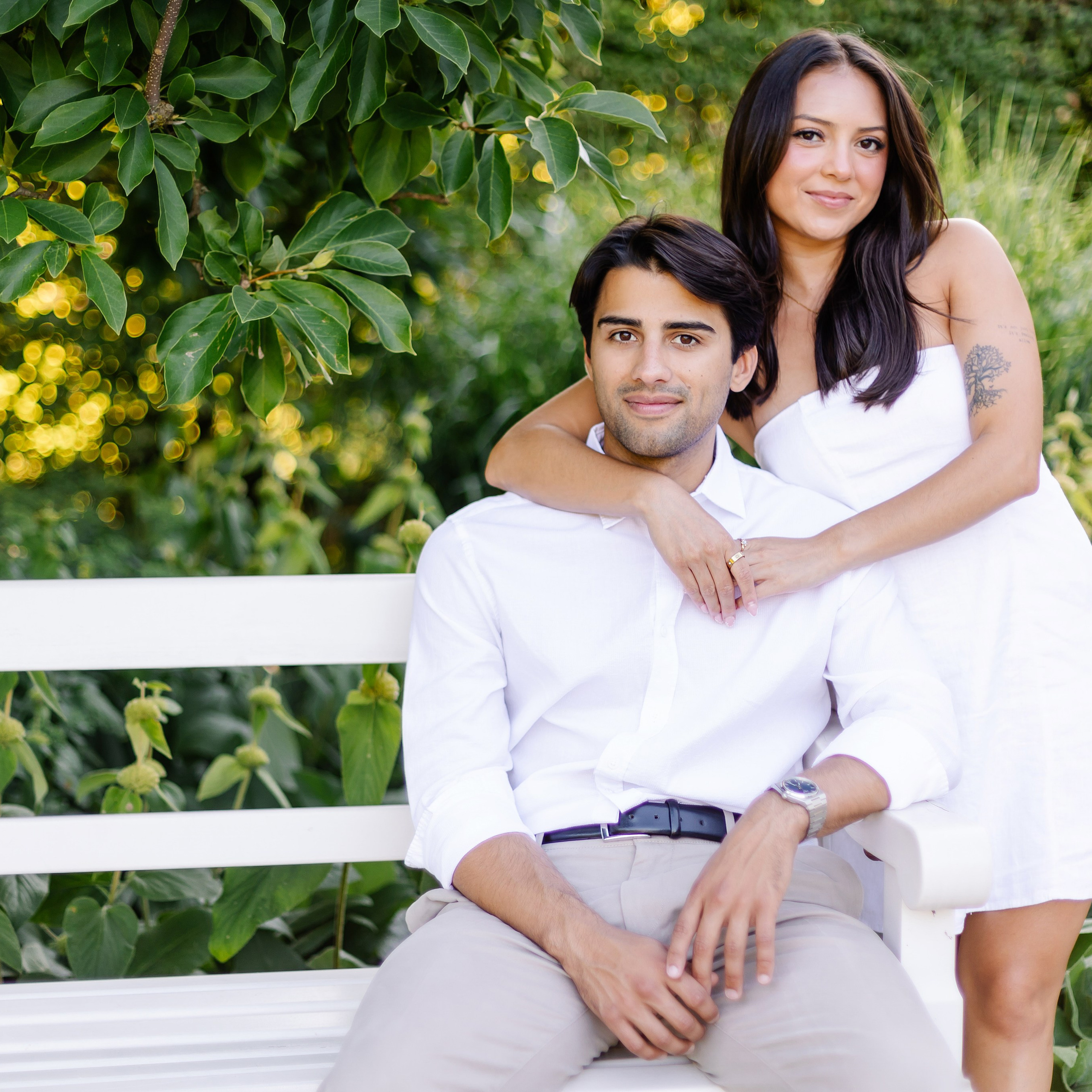 Verlobungsfotoshooting in München – romantische Paarfotos am Schloss Nymphenburg. Fotografin in München Dasha Antipina