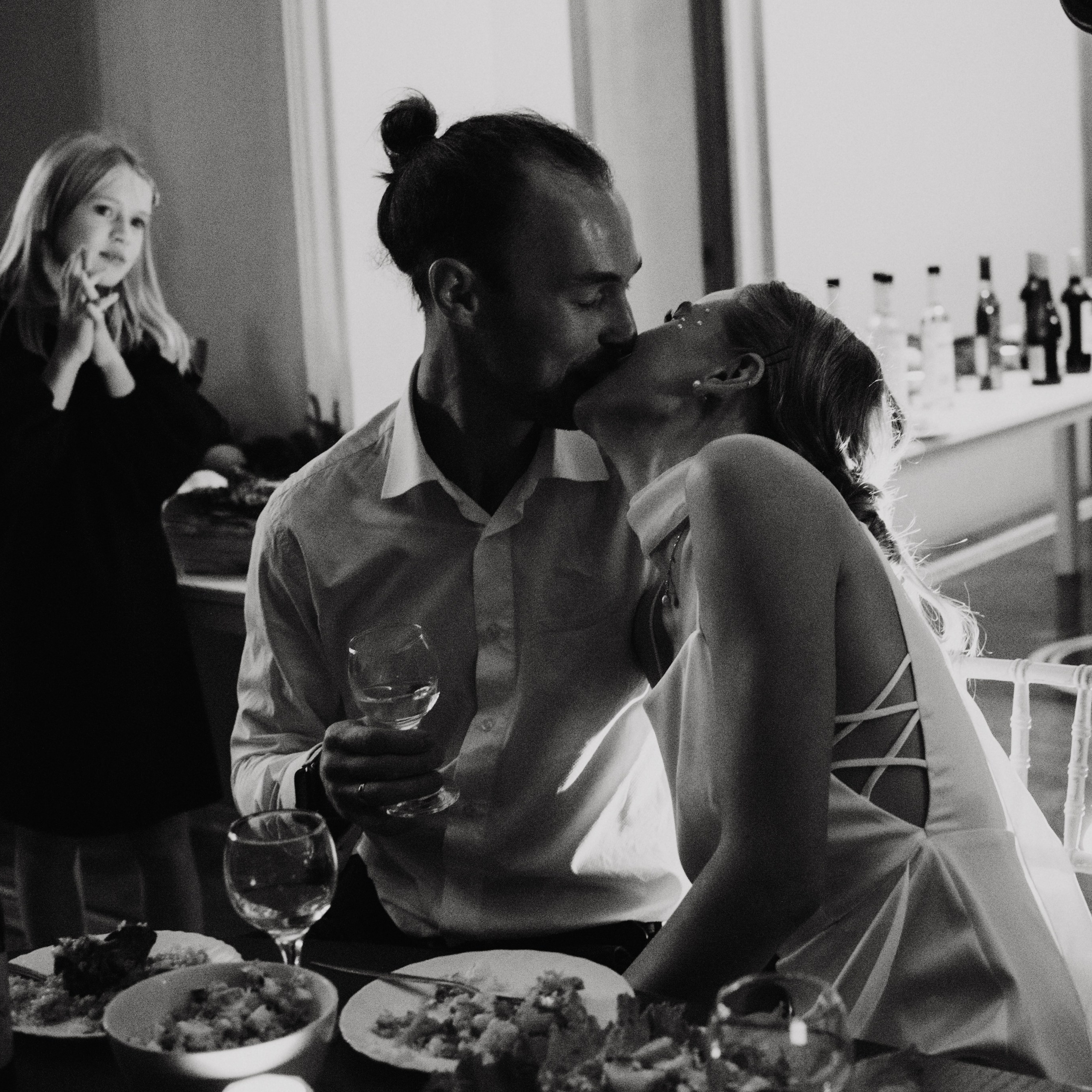 Камерная загородная свадьба в&nbsp;коттедже