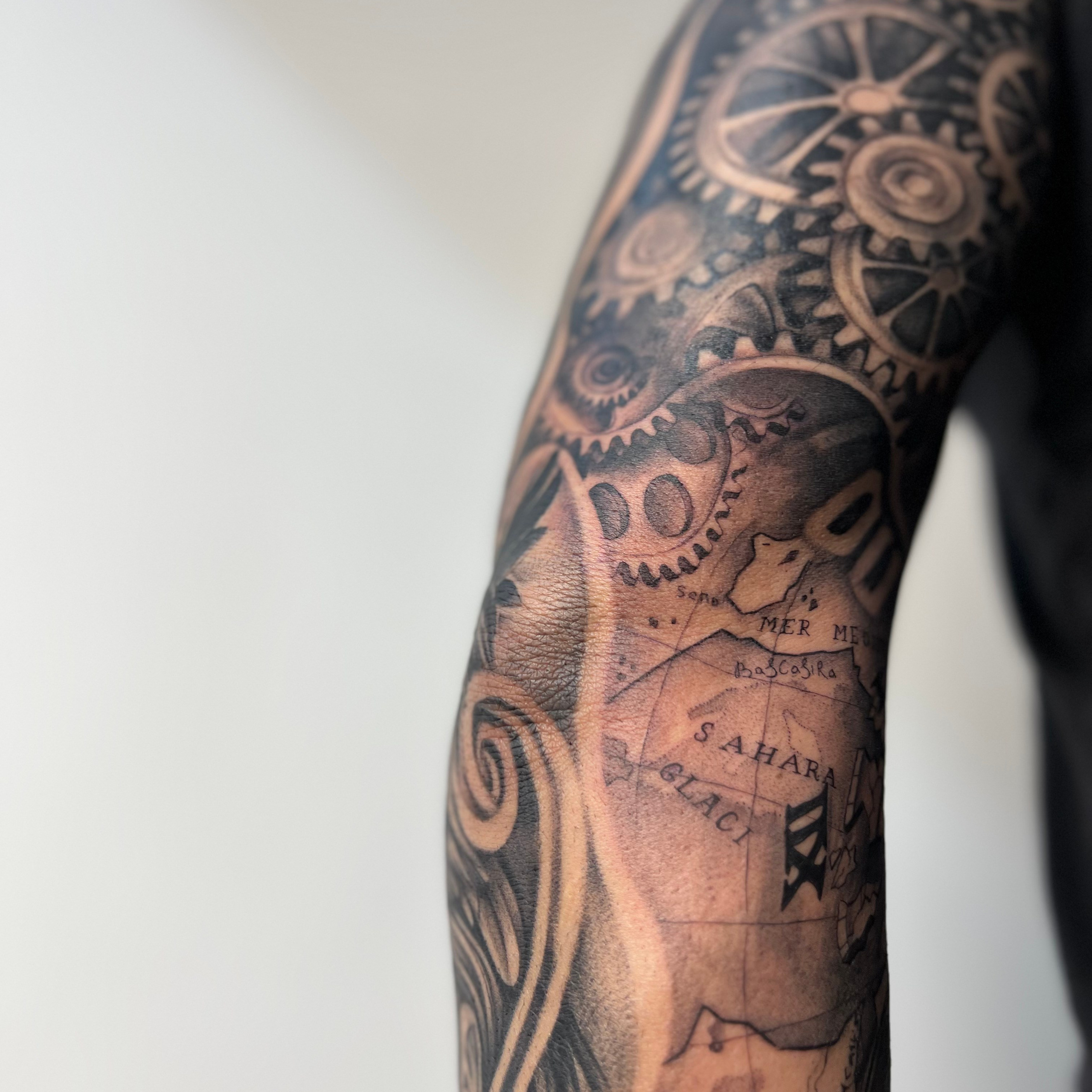 Анастасия Левицкая. Обучение тату Хабаровск. Диплом гос.образца. татуировки Хабаровск