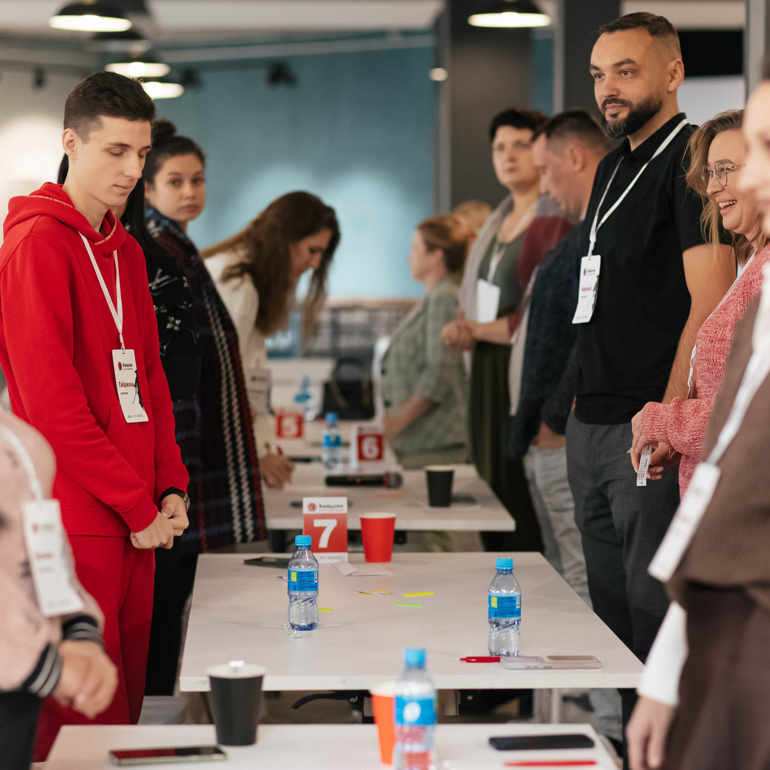 профессиональный репортажный фотограф на мастер-класс и деловой бизнес-круглый стол