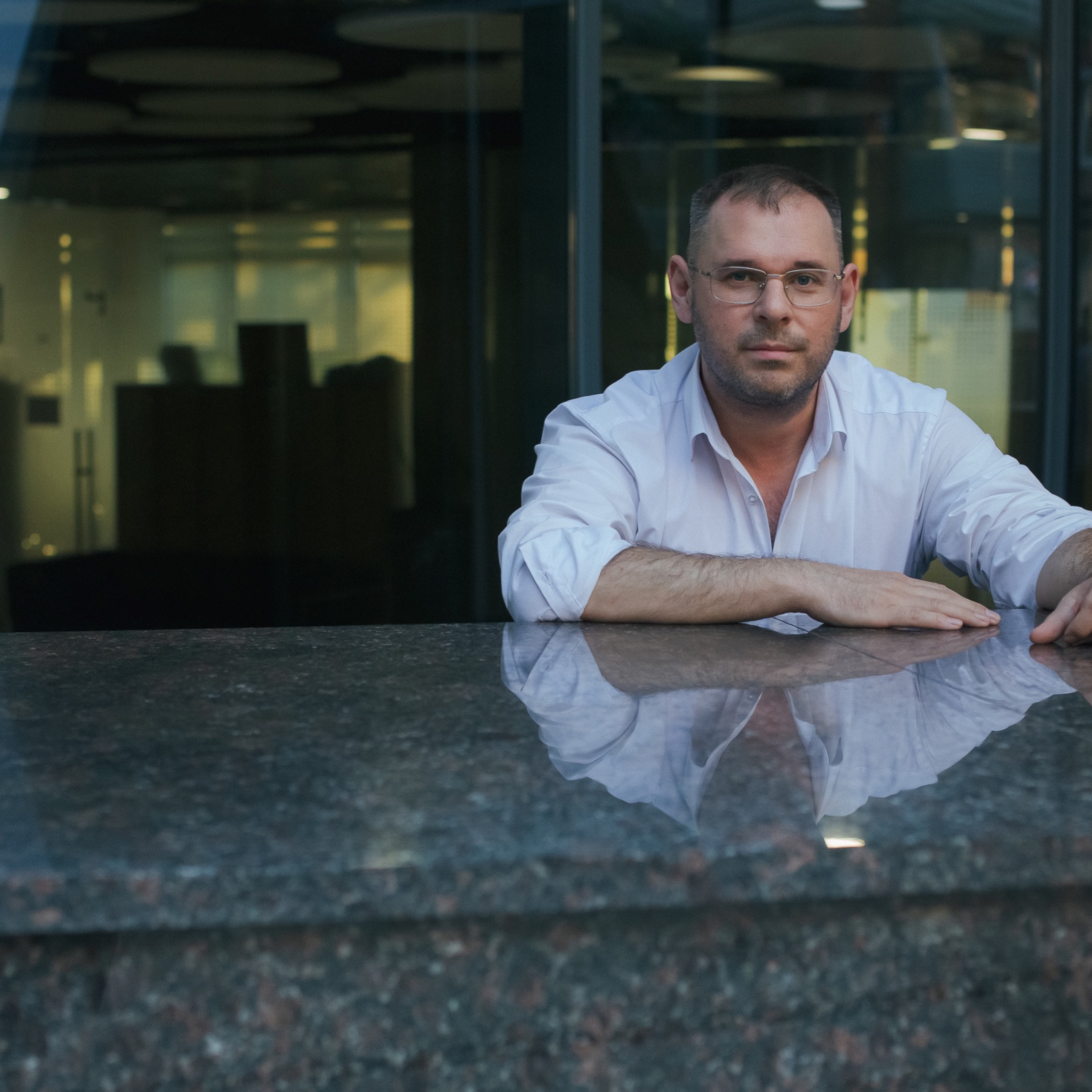 Фотограф для юридической компании  Владивосток Приморский край 