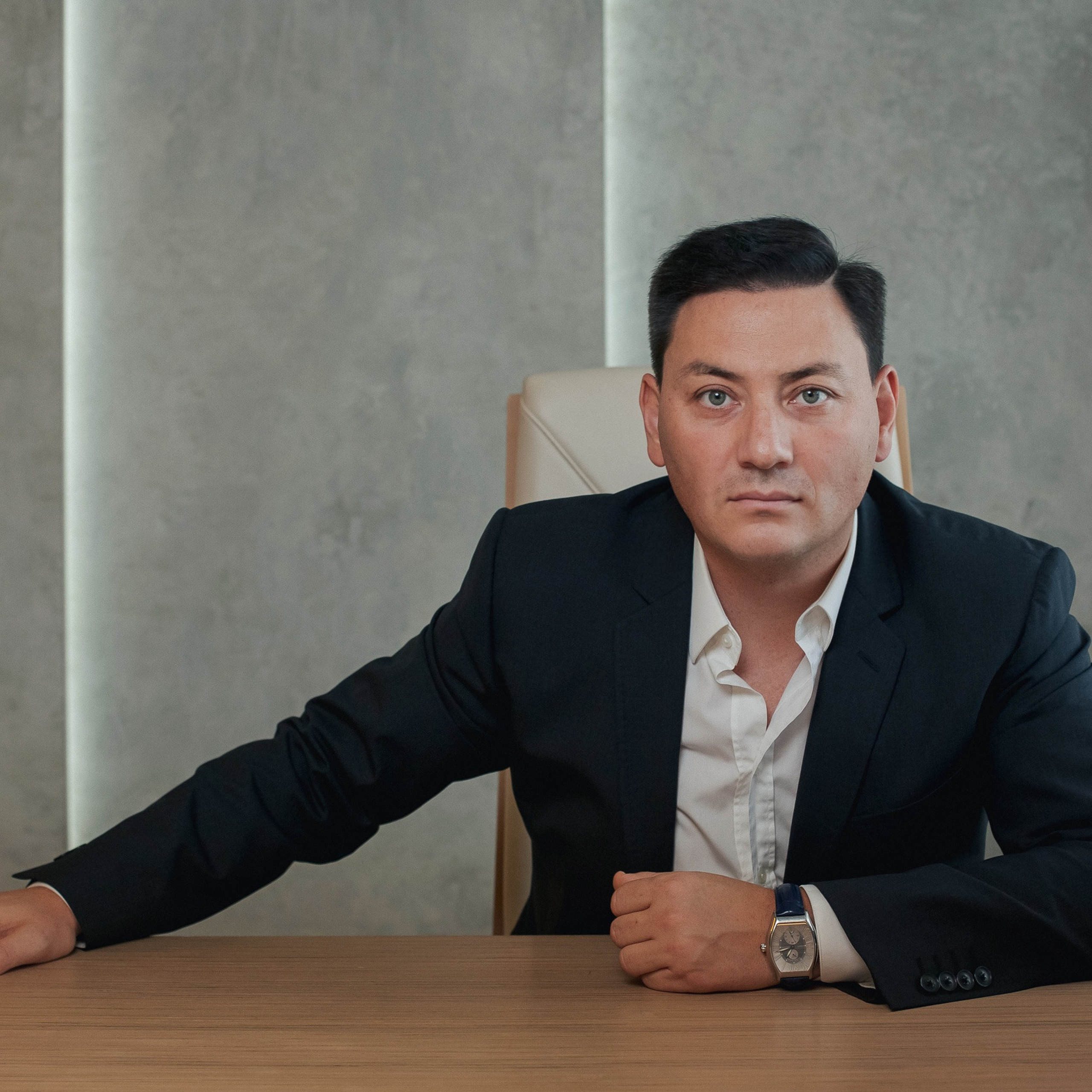 сфотографировать  босса Владивосток фотограф бизнес портрет 