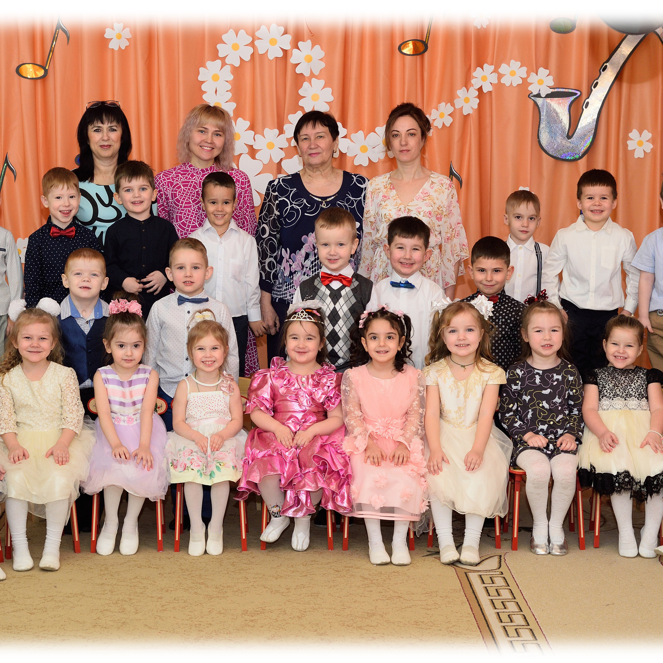 Отзывы. Выпускные альбомы для школ и детских садов Александр и Динара