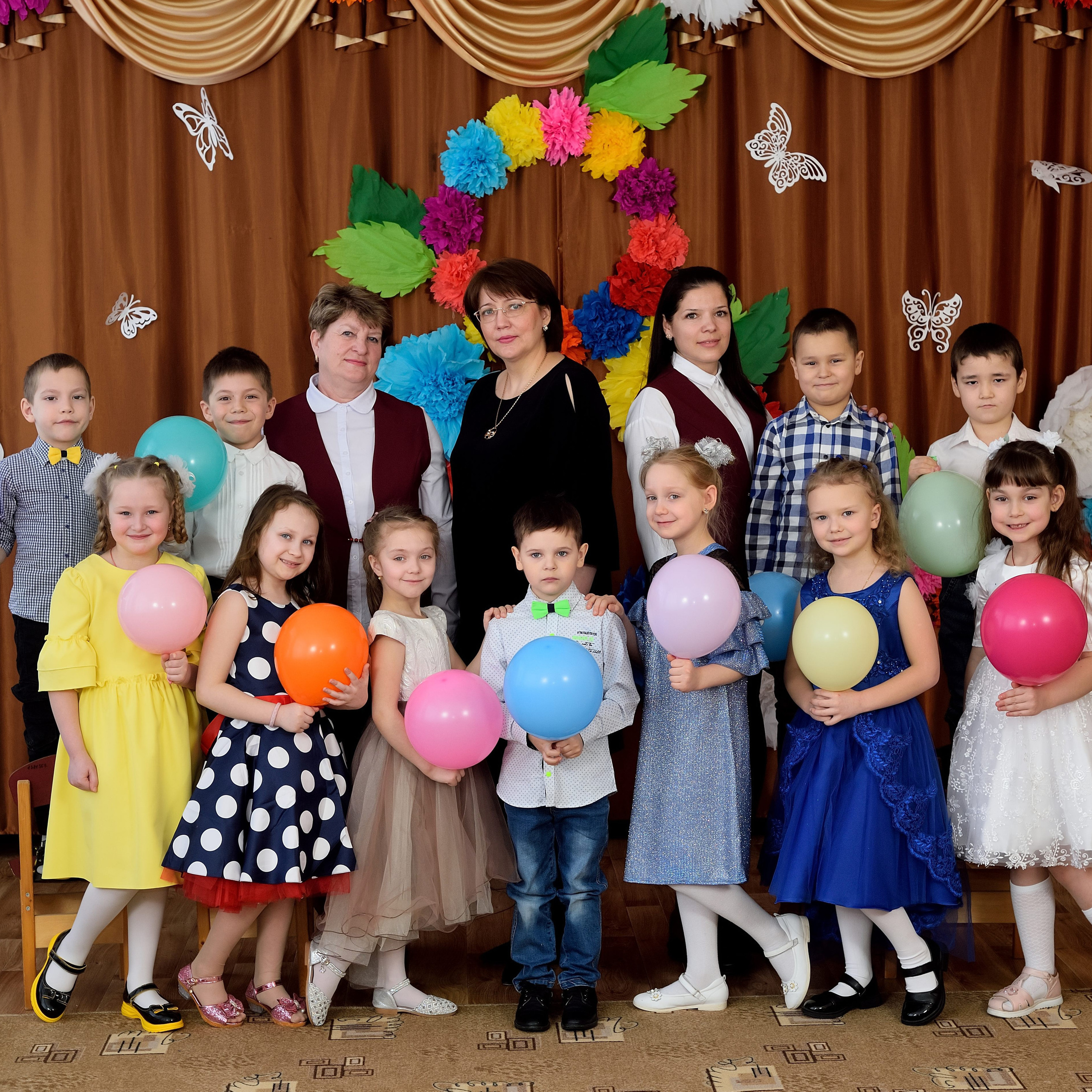 Отзывы. Выпускные альбомы для школ и детских садов Александр и Динара