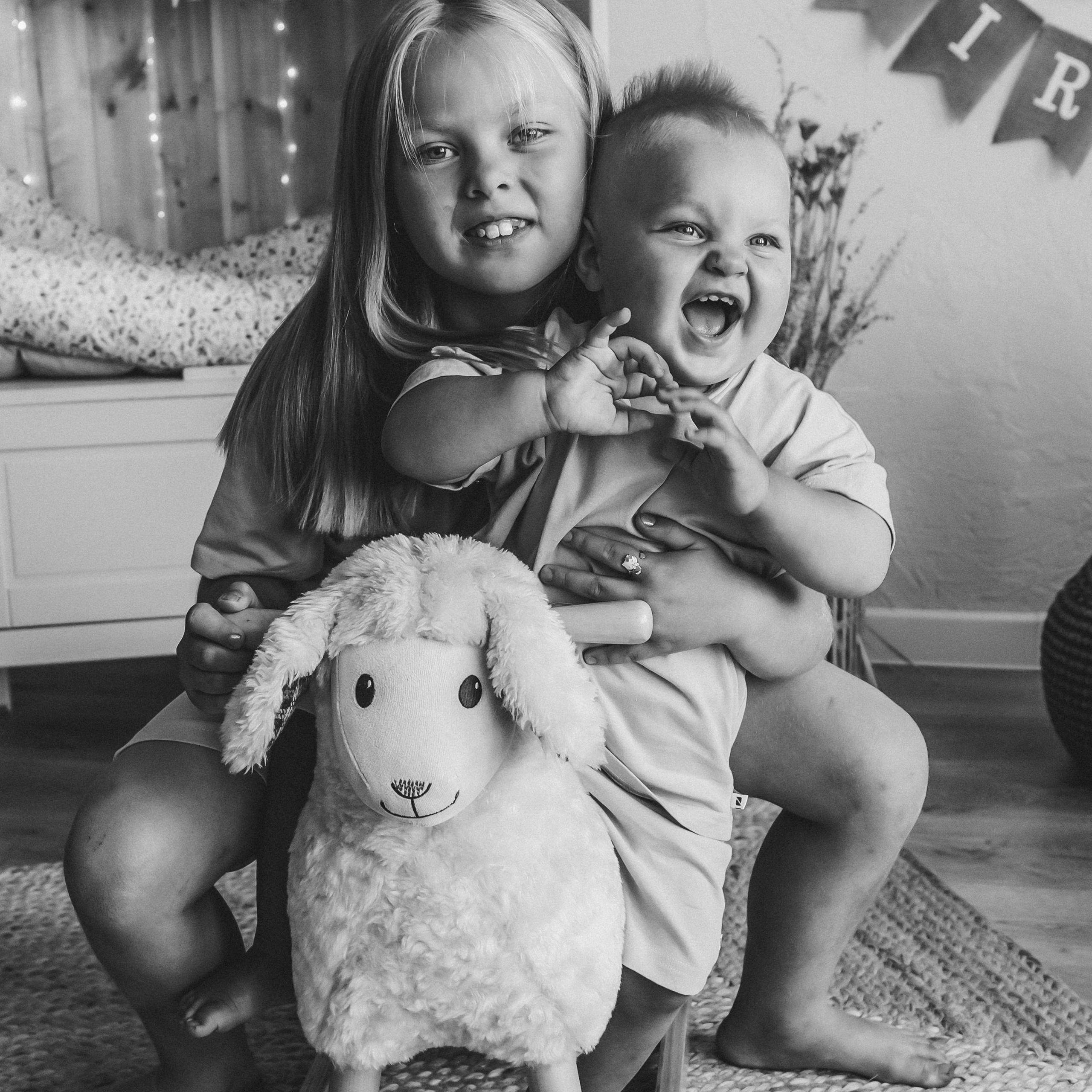 Марк и Кира