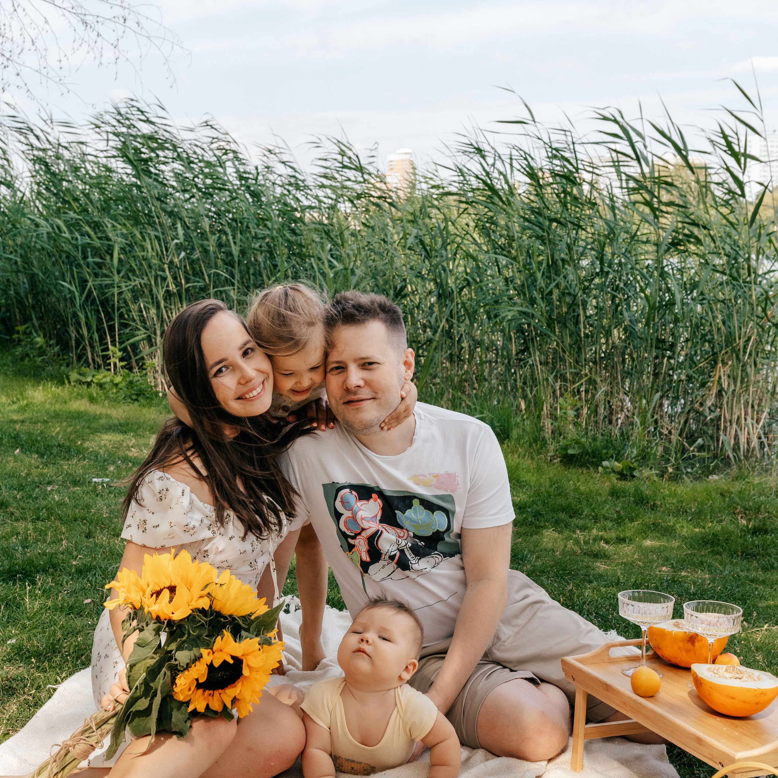 Настя, Влад, Аня и Даня