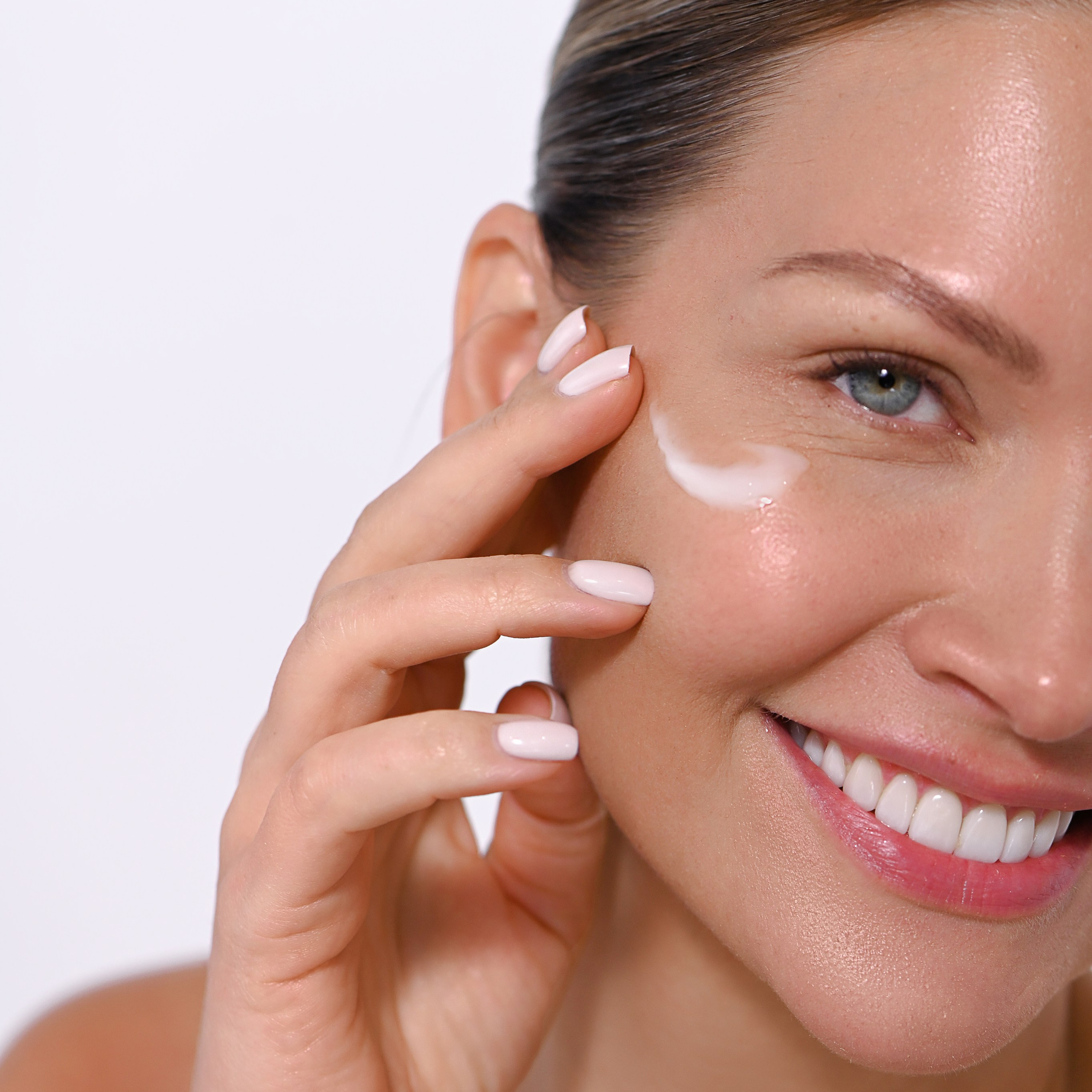 Бренд косметики «Booster Bar»