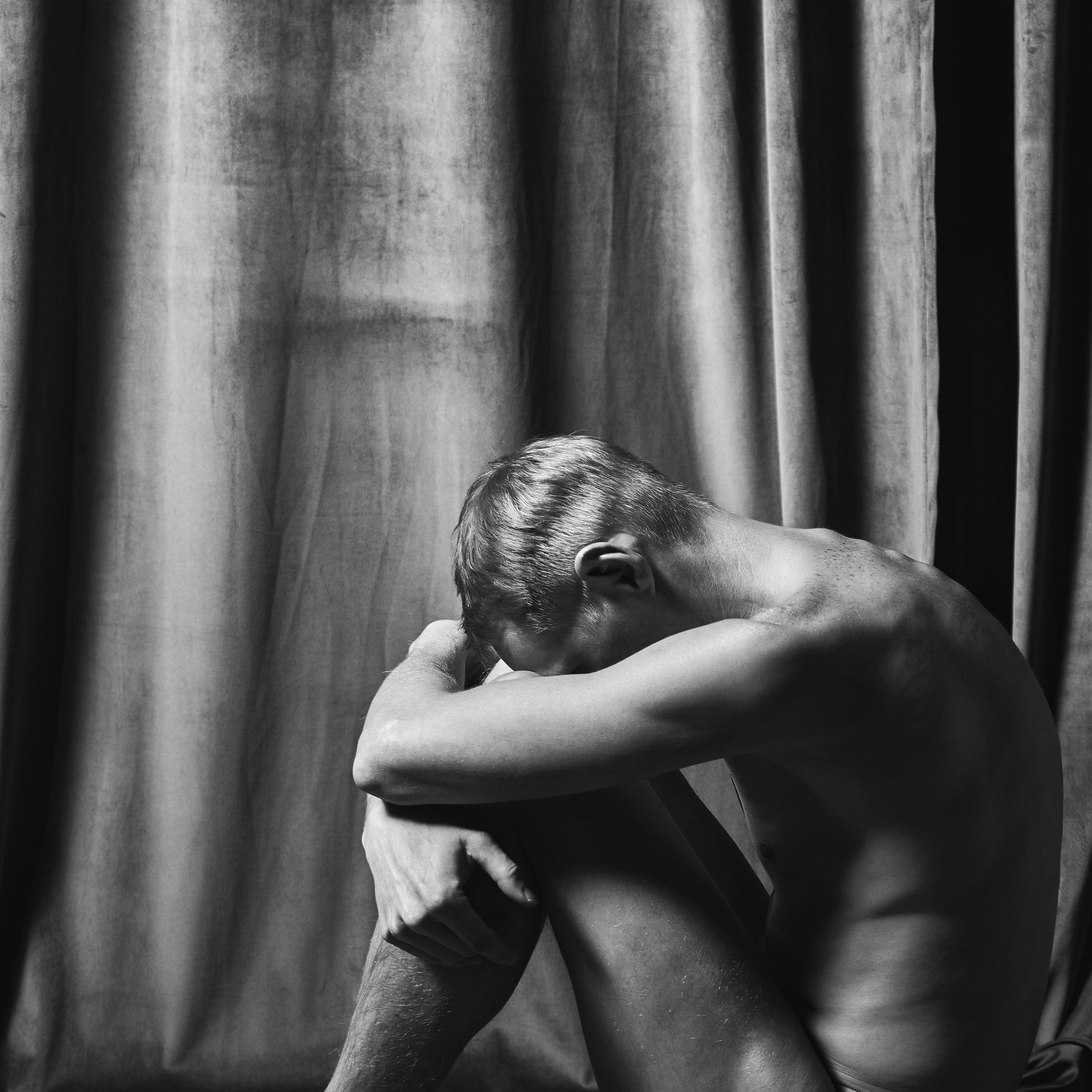 Владимир. Мужское Ню