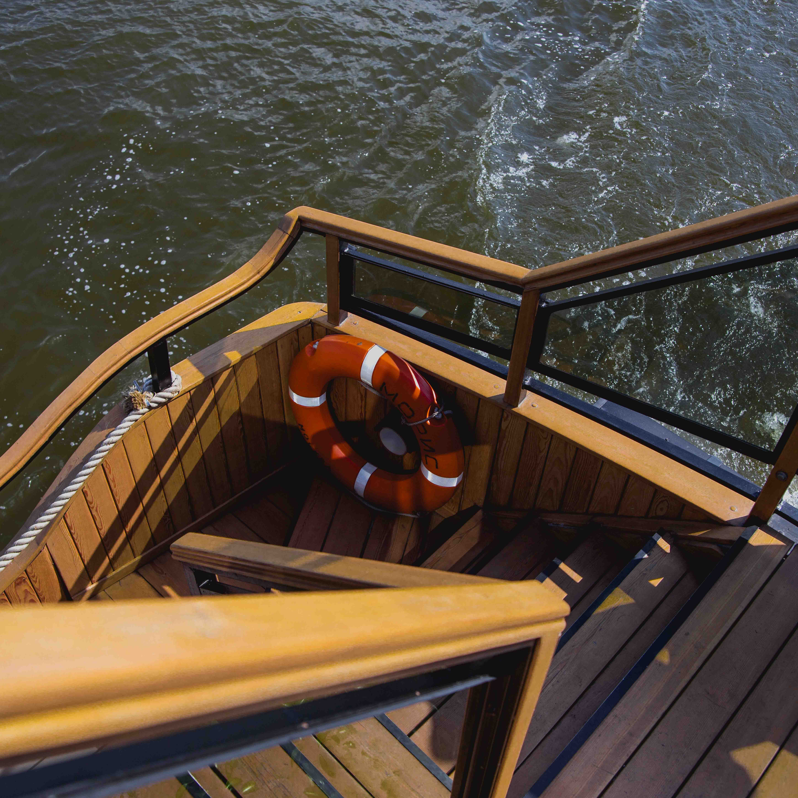 Теплоход морис