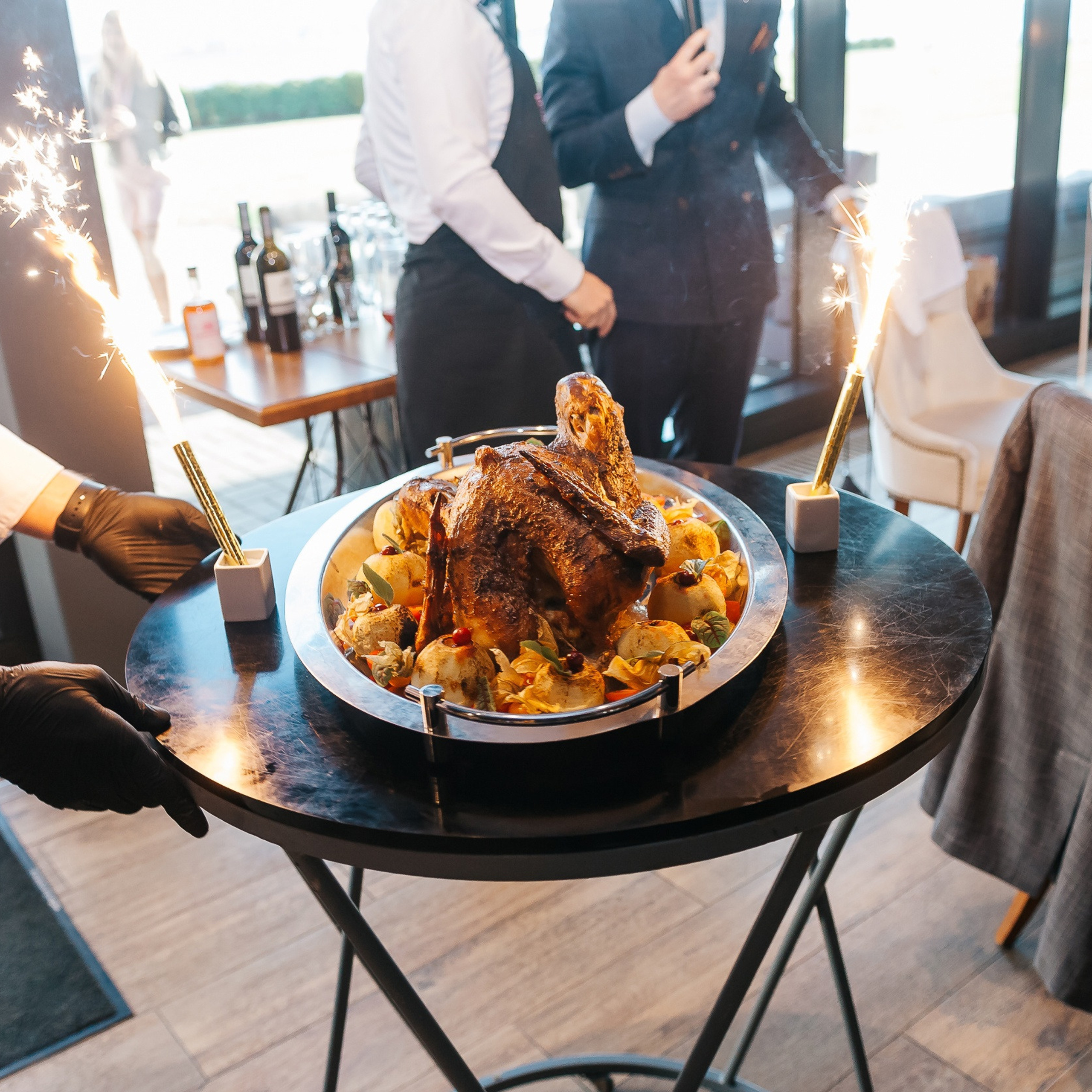 Банкеты, юбилеи, корпоративы. Свадебный и репортажный фотограф в Санкт-Петербурге Антон Ромашко
