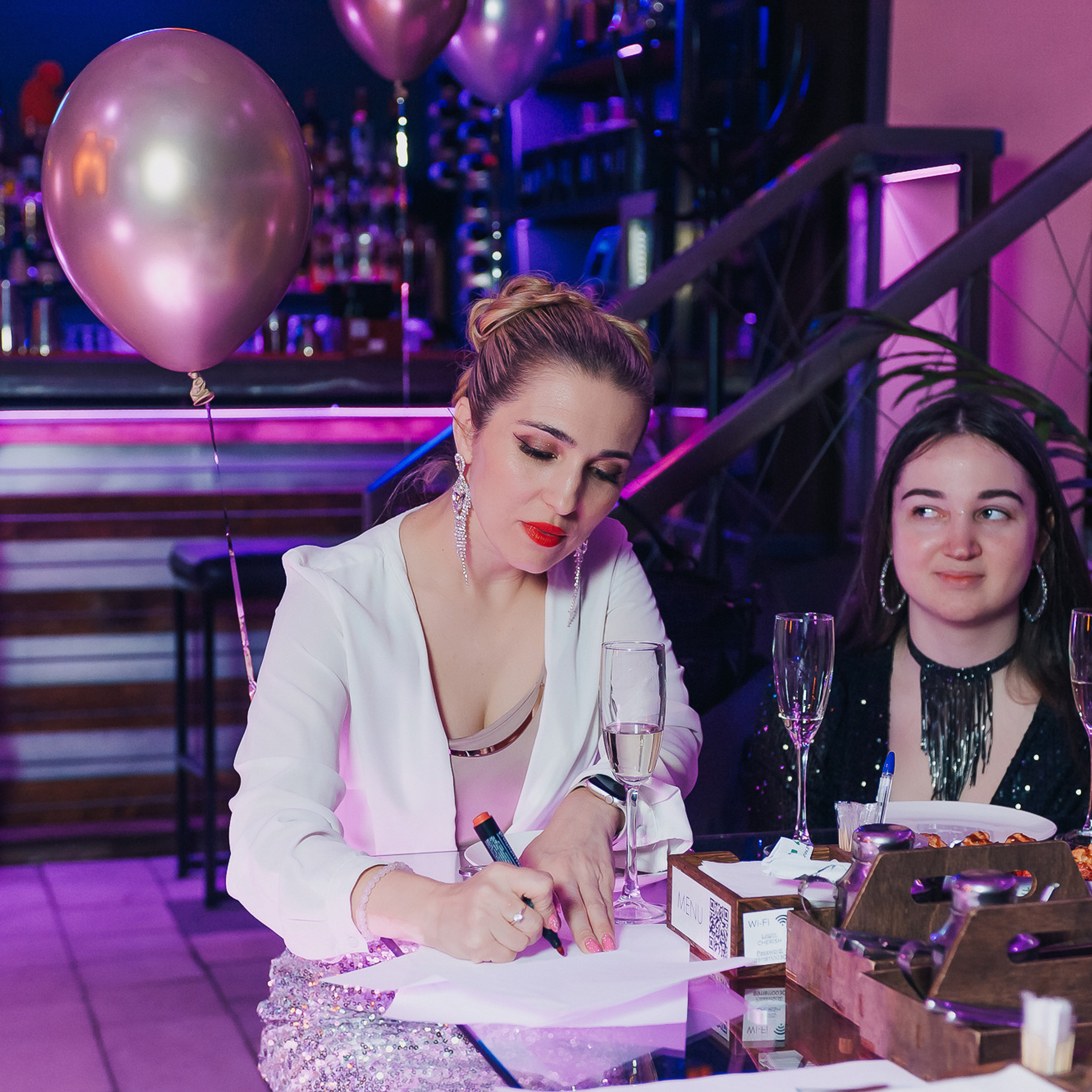 Банкеты, юбилеи, корпоративы. Свадебный и репортажный фотограф в Санкт-Петербурге Антон Ромашко