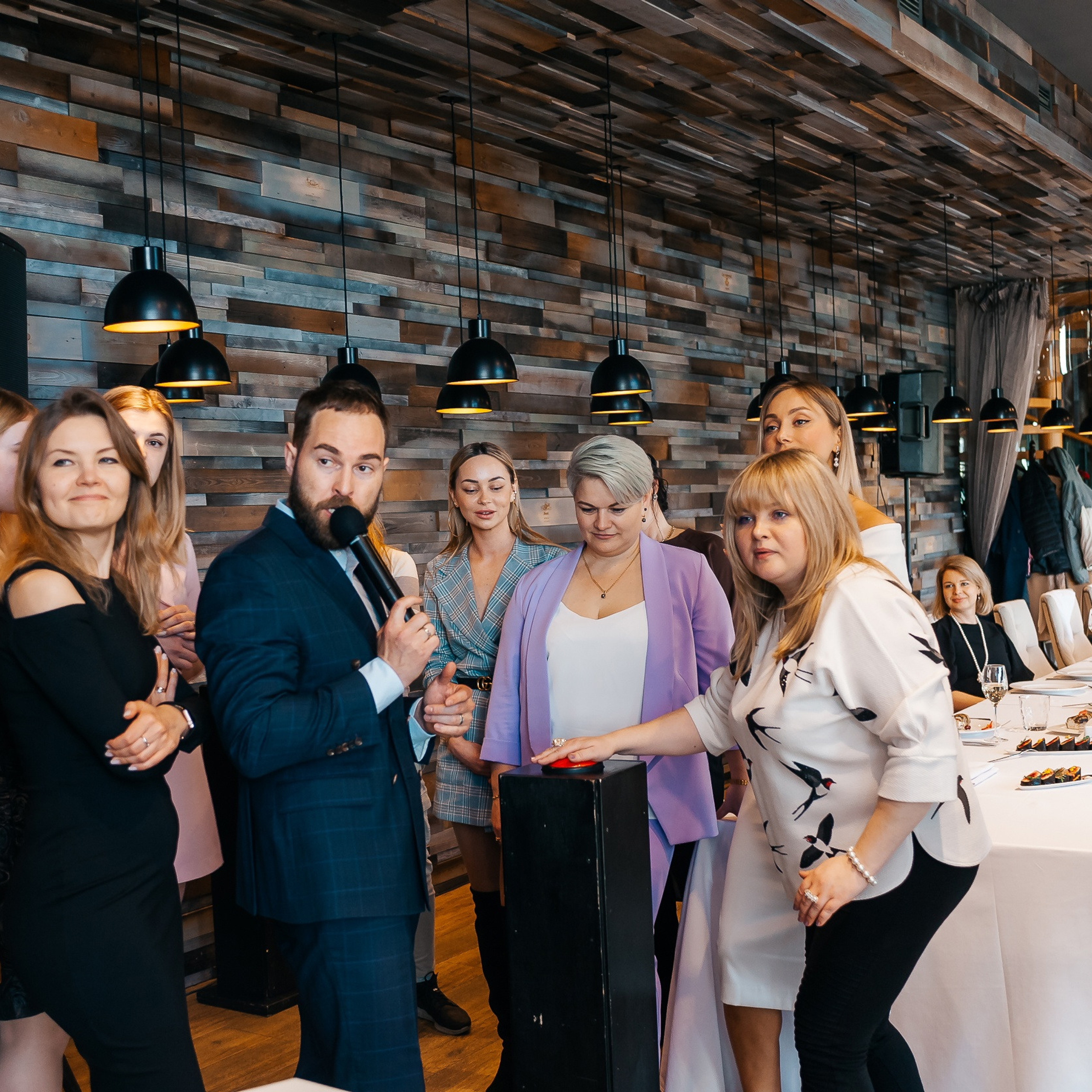 Банкеты, юбилеи, корпоративы. Свадебный и репортажный фотограф в Санкт-Петербурге Антон Ромашко