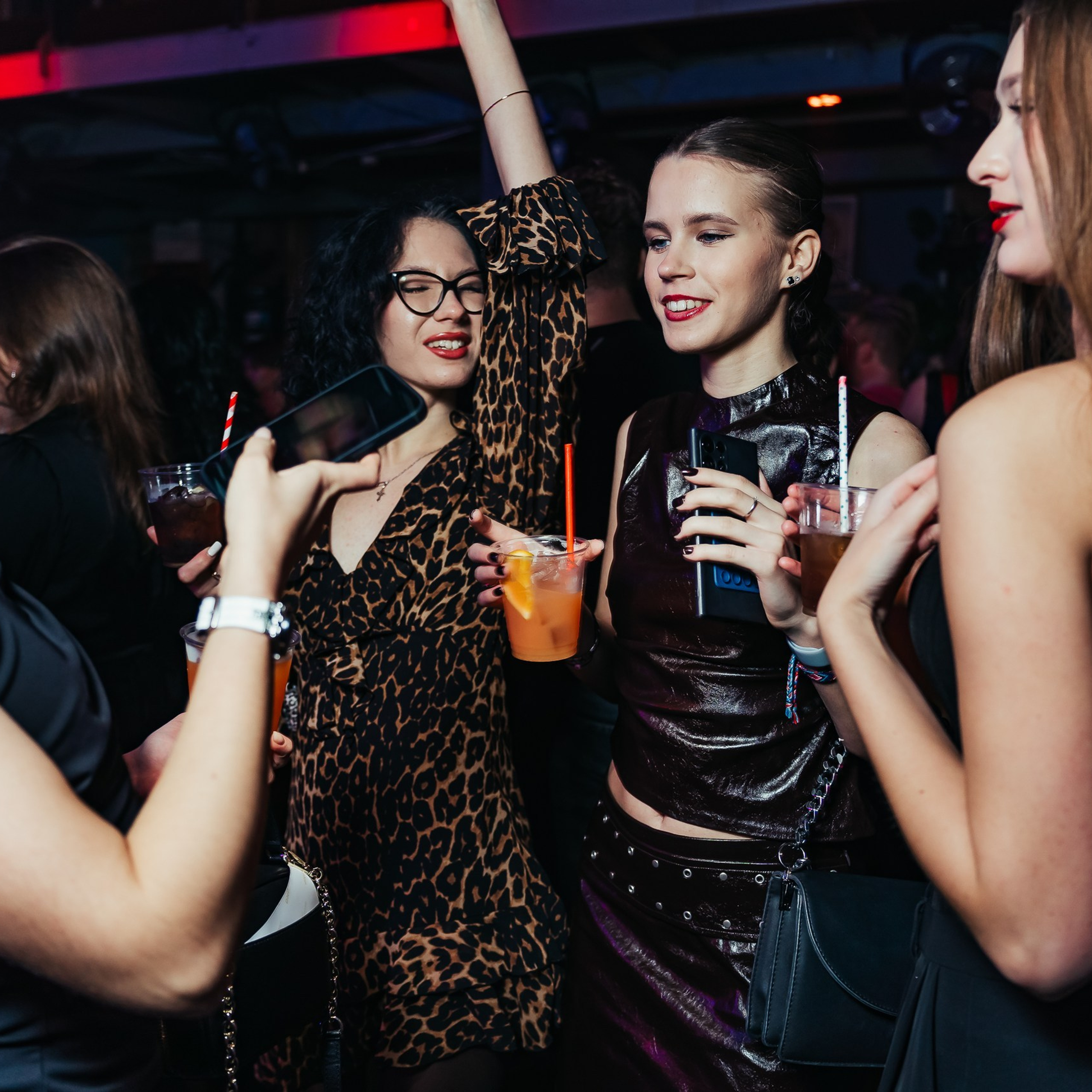 Репортажная съемка. Свадебный и репортажный фотограф в Санкт-Петербурге Антон Ромашко