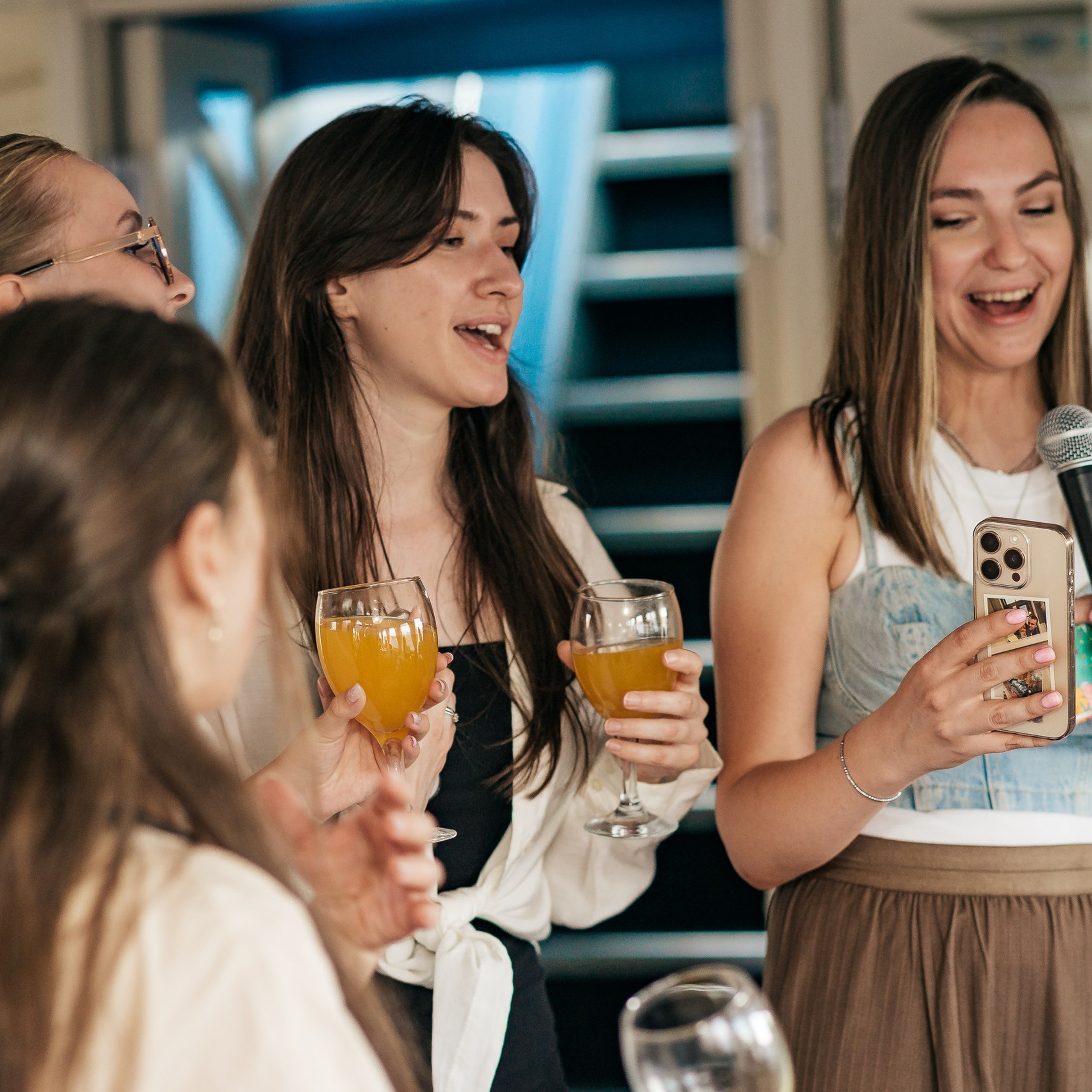 Репортажная съемка. Свадебный и репортажный фотограф в Санкт-Петербурге Антон Ромашко