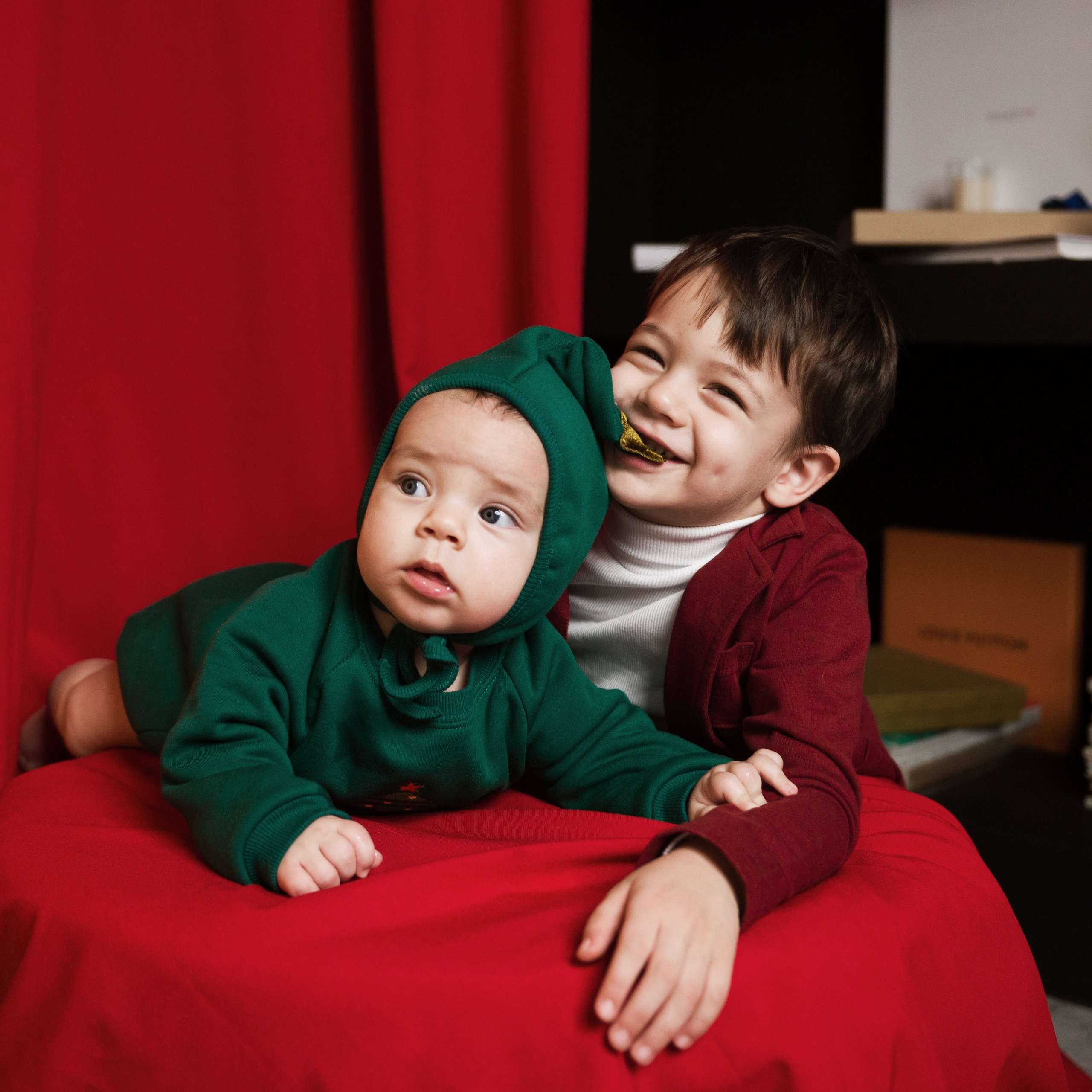 Новогодняя