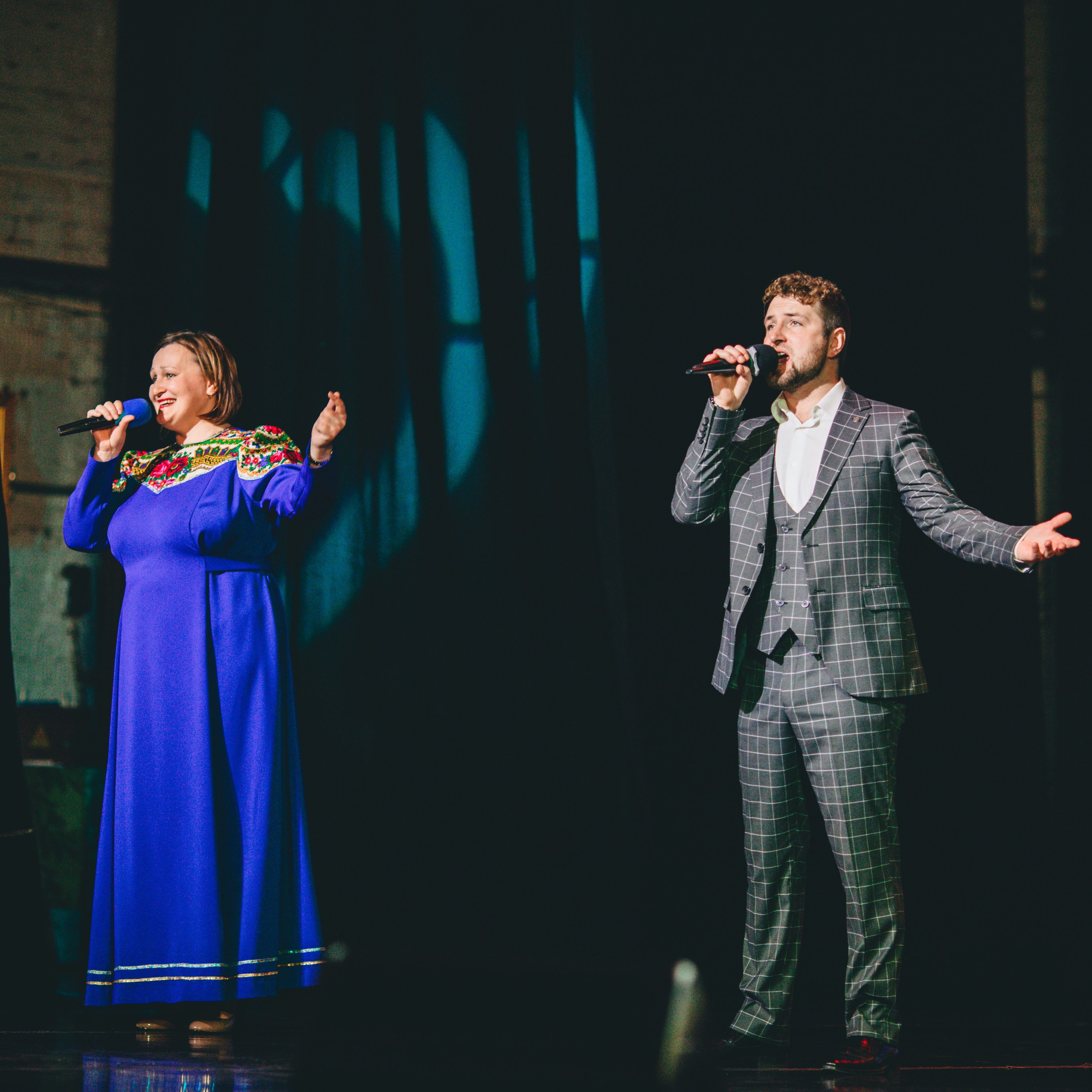 Фотосессия концерта посвященное Дню защитника Отечества. Дима Никитин свадебный и семейный фотограф в Ижевске и Удмуртии с 2007 года