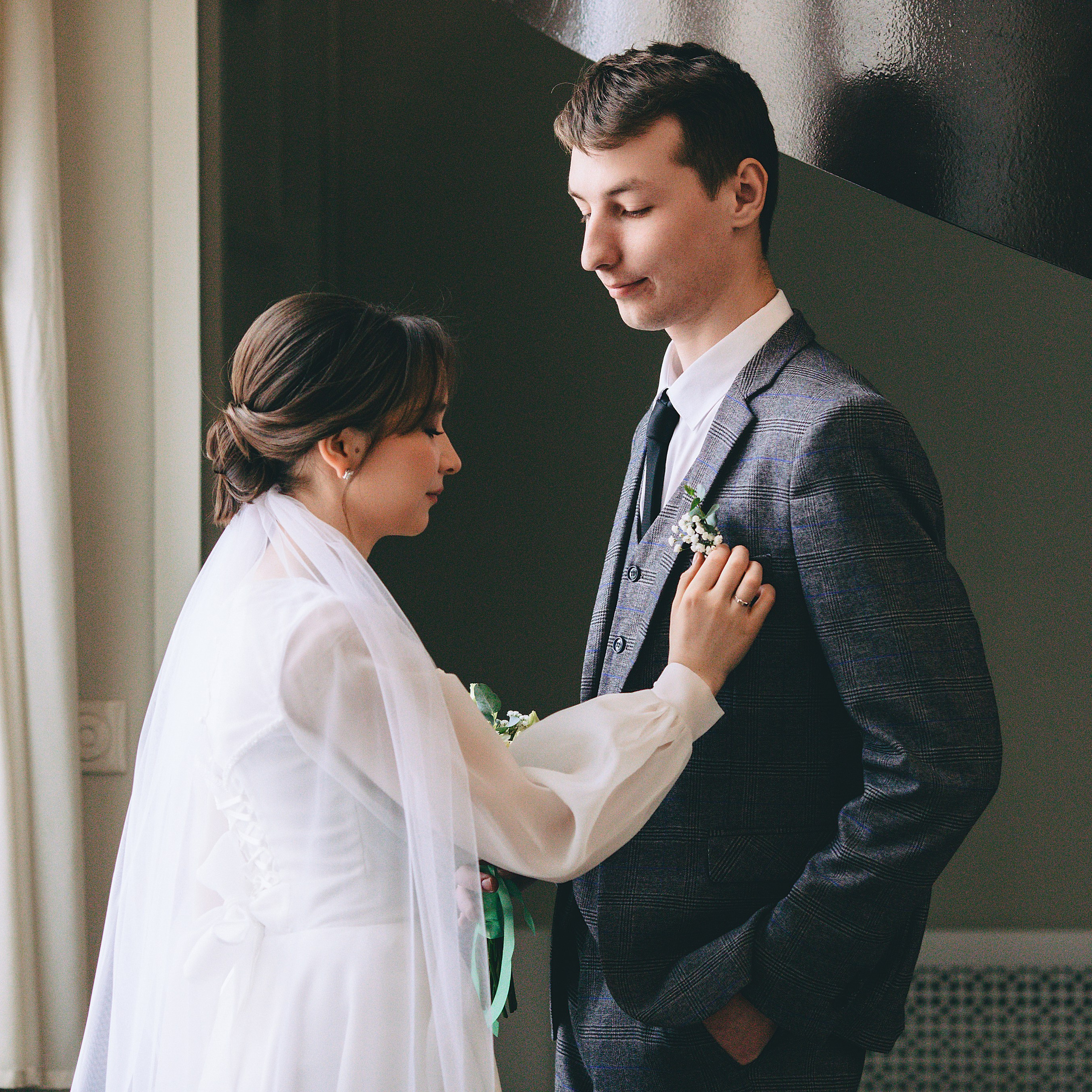 Свадебная фотосессия в национальной библиотеке Удмуртской Республики. Дима Никитин свадебный и семейный фотограф в Ижевске и Удмуртии с 2007 года