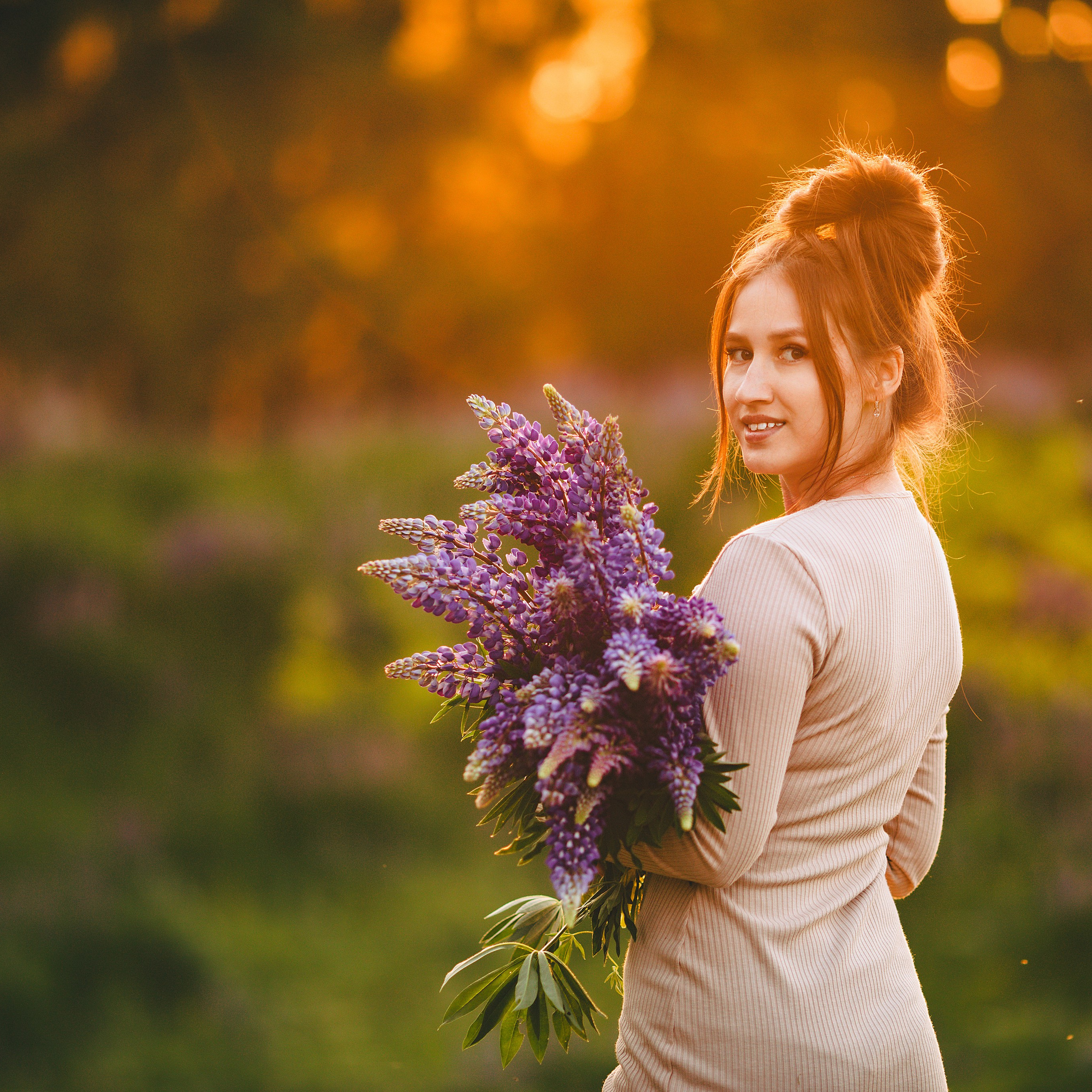 Индивидуальная фотосессия в люпиновом поле Удмуртии. Дима Никитин свадебный и семейный фотограф в Ижевске и Удмуртии с 2007 года