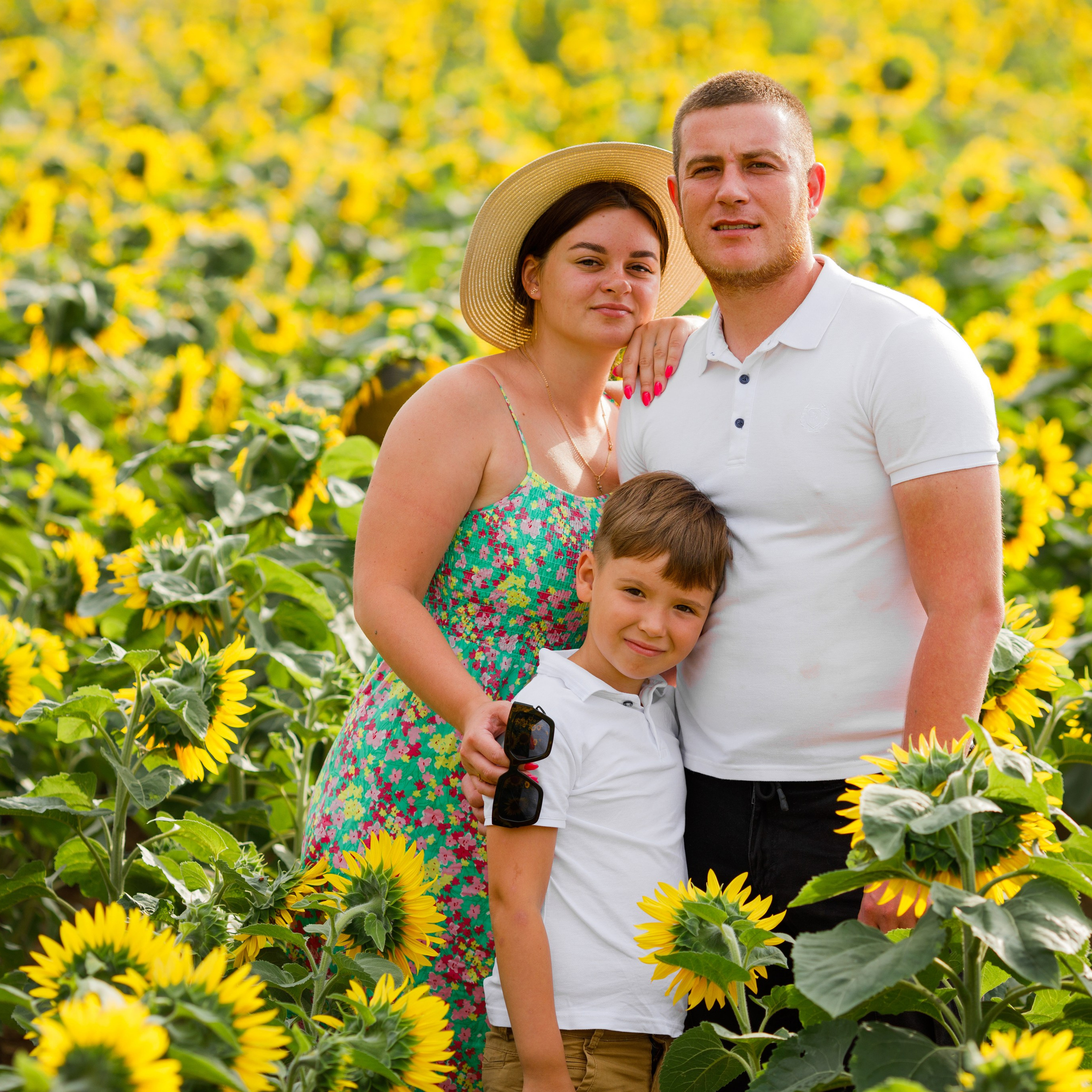 Семейная летняя фотосессия в подсолнухах. Дима Никитин свадебный и семейный фотограф в Ижевске и Удмуртии с 2007 года