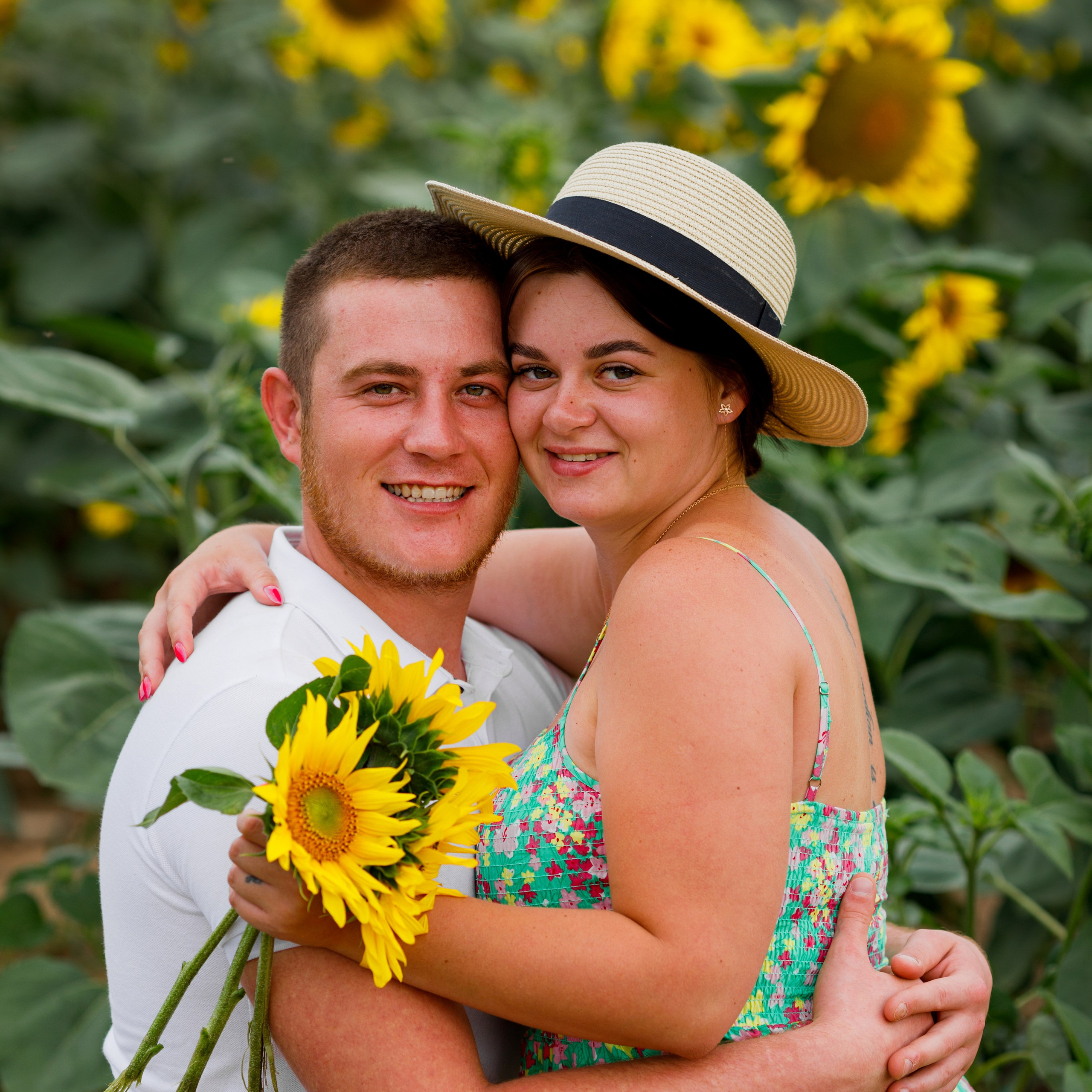 Семейная летняя фотосессия в подсолнухах. Дима Никитин свадебный и семейный фотограф в Ижевске и Удмуртии с 2007 года