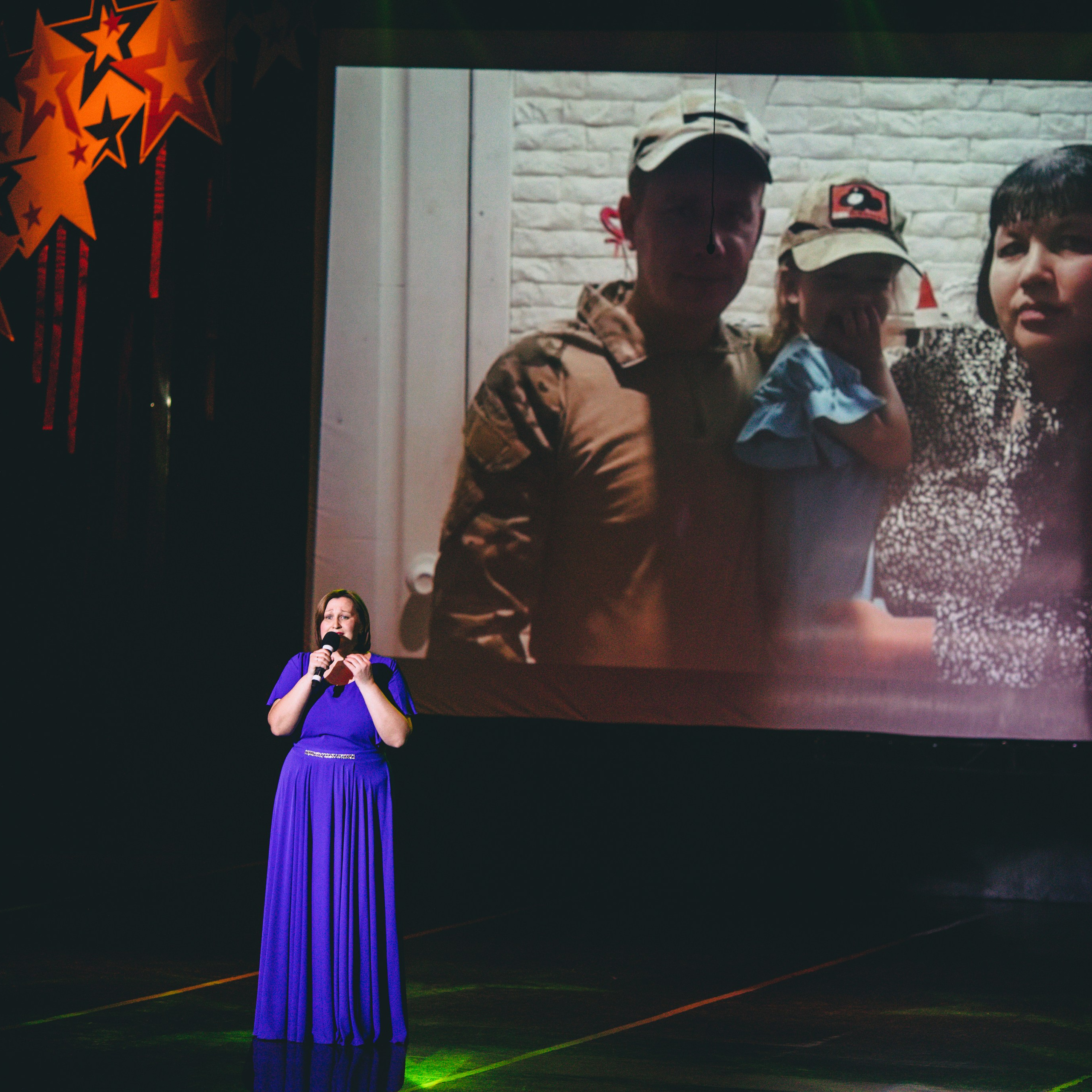 Фотосессия концерта посвященное Дню защитника Отечества. Дима Никитин свадебный и семейный фотограф в Ижевске и Удмуртии с 2007 года