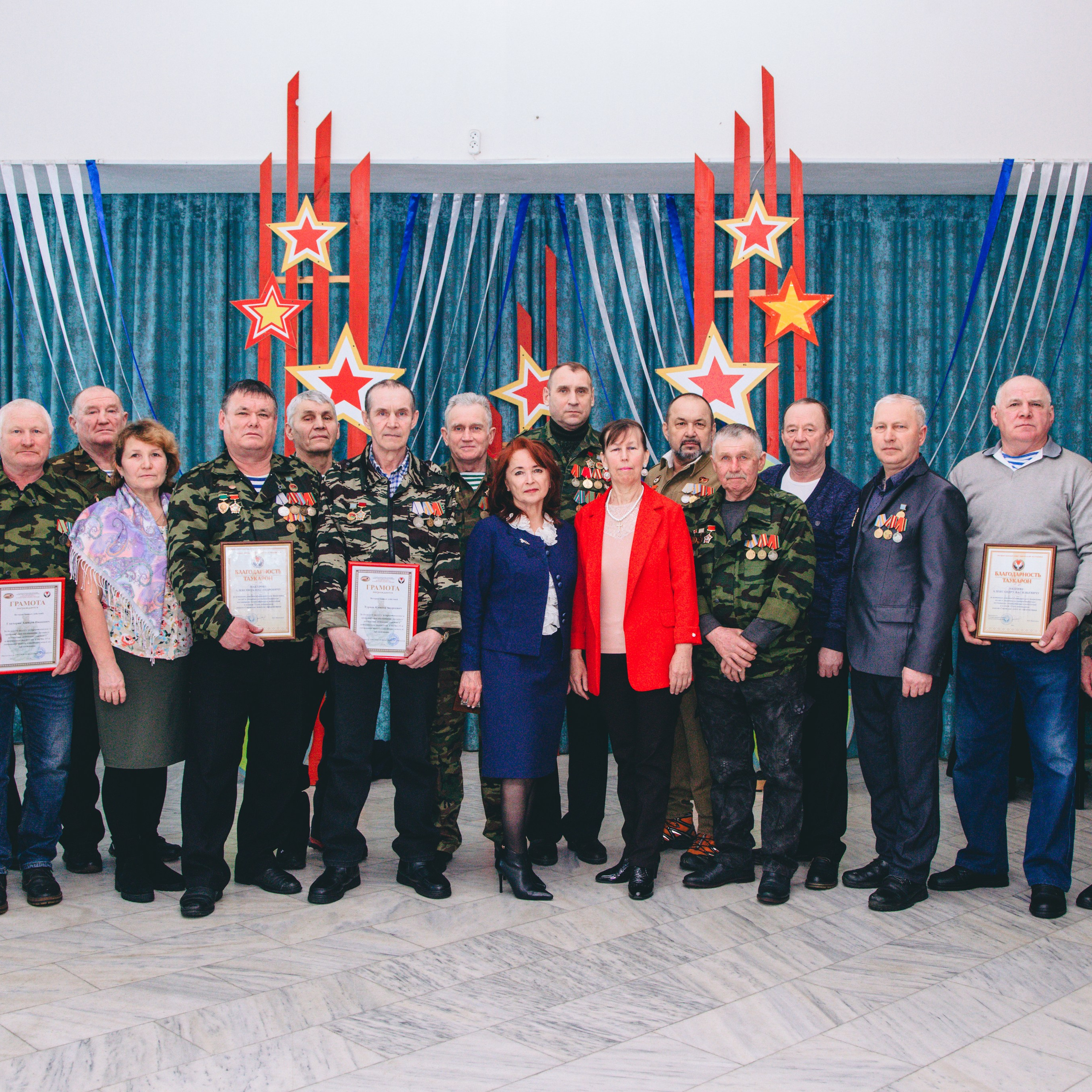 Фотосессия концерта посвященное Дню защитника Отечества. Дима Никитин свадебный и семейный фотограф в Ижевске и Удмуртии с 2007 года